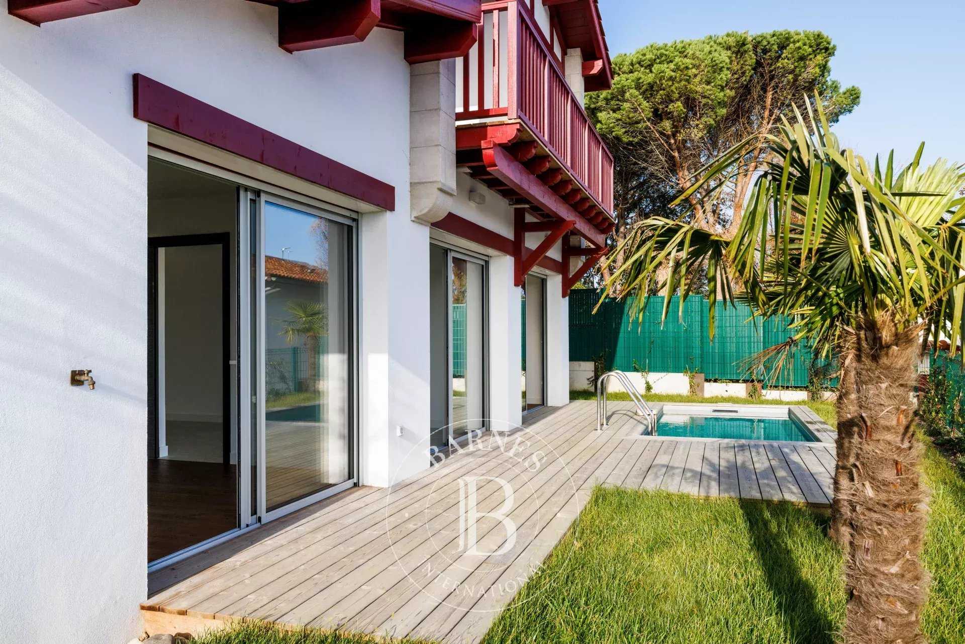 Urrugne  - Village house 3 Bedrooms