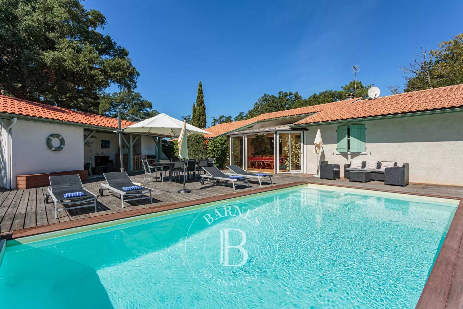 Tarnos  - House 6 Bedrooms