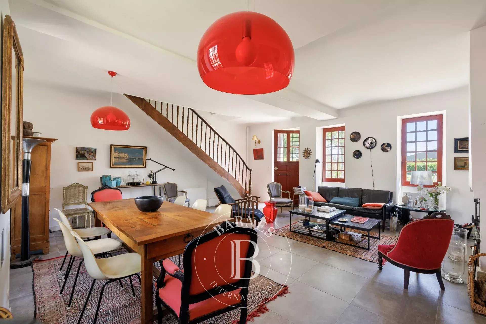 Ascain  - Maison 5 Pi&egrave;ces 4 Chambres