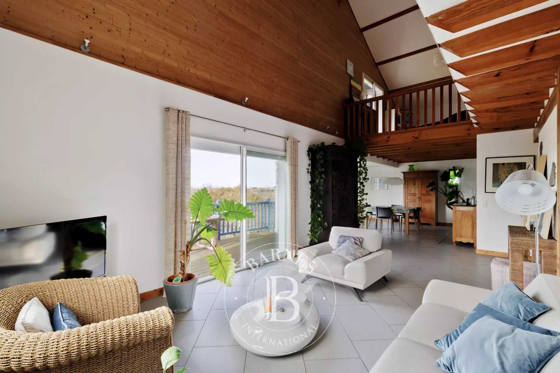 Bidart  - Maison 7 Pièces 4 Chambres