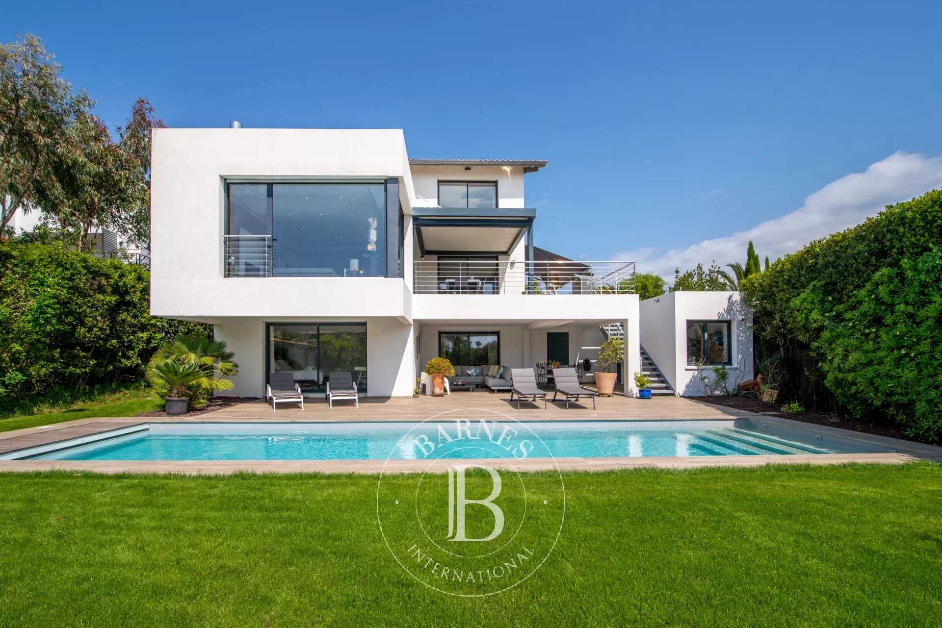 PERSPECTIVE - Contemporary villa with pool and ocean view in Biarritz picture 20