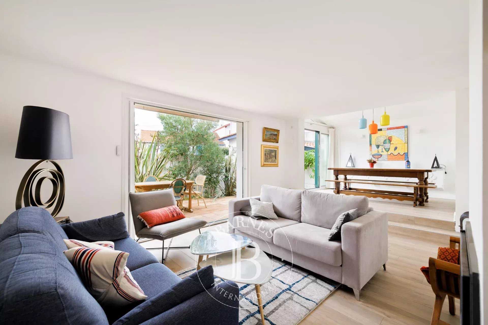 Biarritz  - Maison 6 Pi&egrave;ces 4 Chambres
