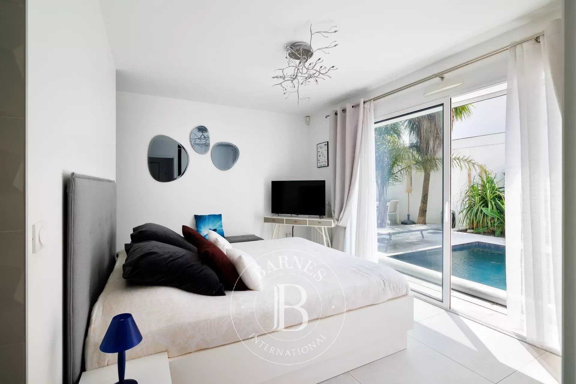 Anglet  - Maison 5 Pièces 3 Chambres