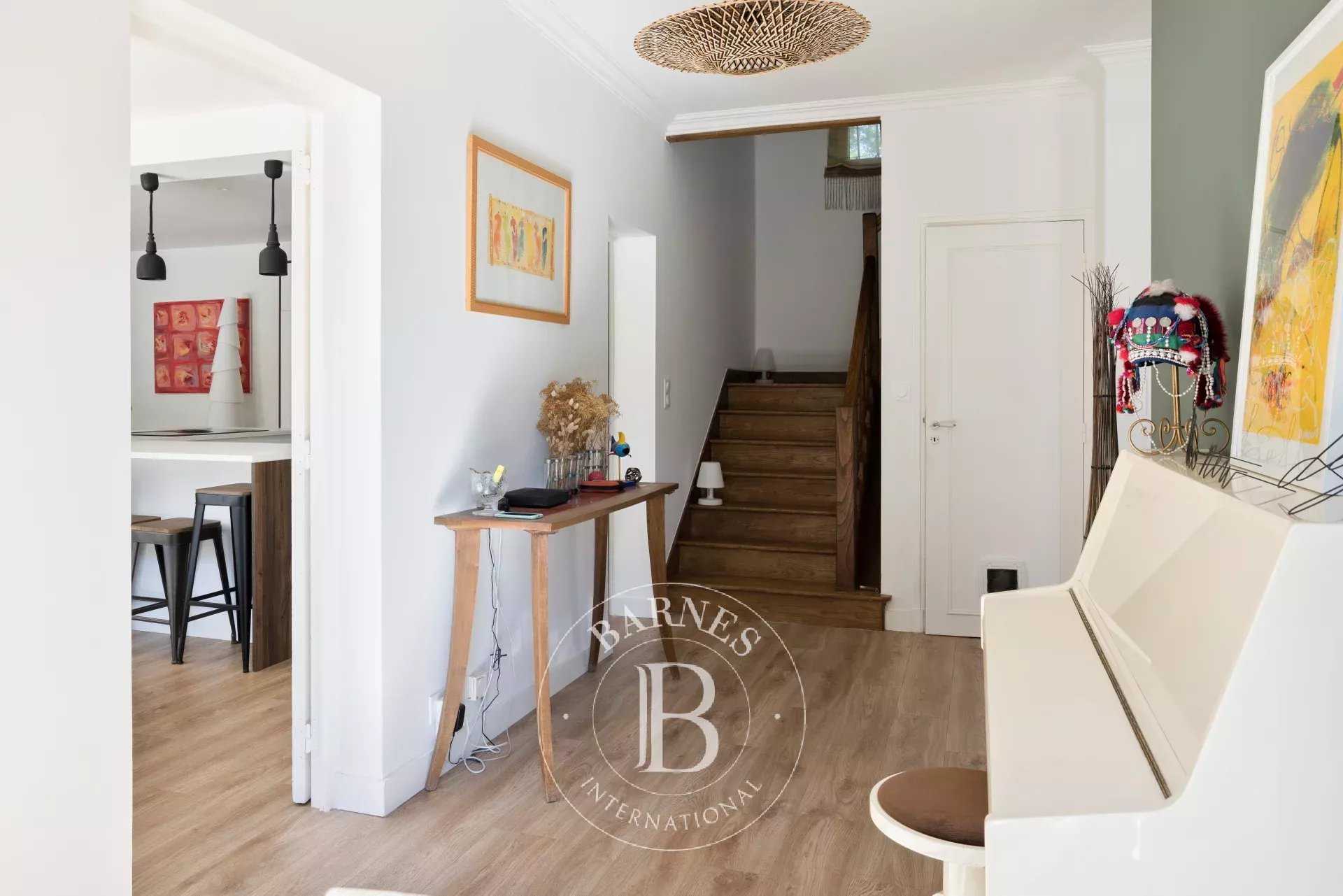 Ascain  - Maison de village 9 Pi&egrave;ces 5 Chambres