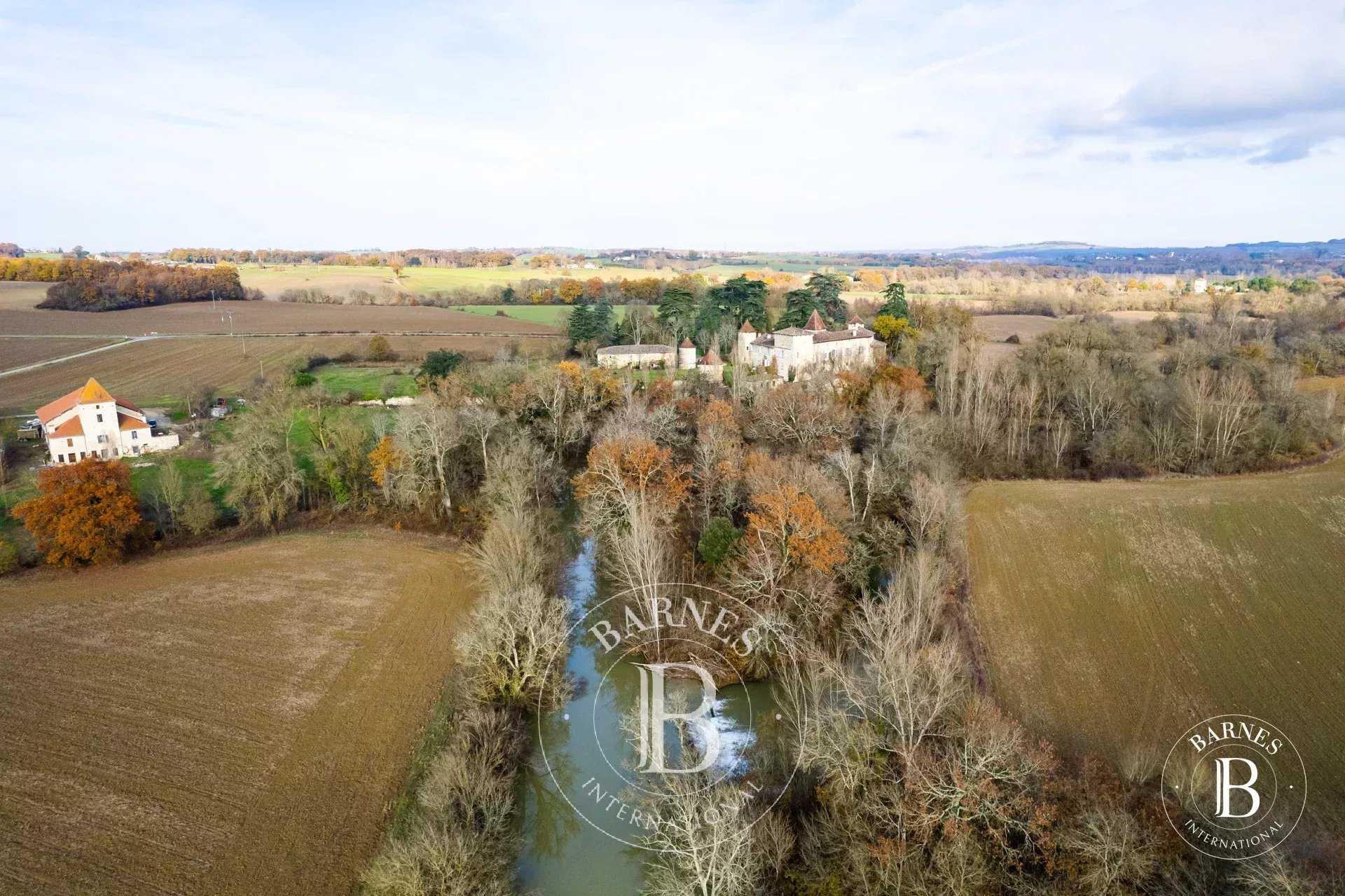 Lectoure  - Castle 9 Bedrooms