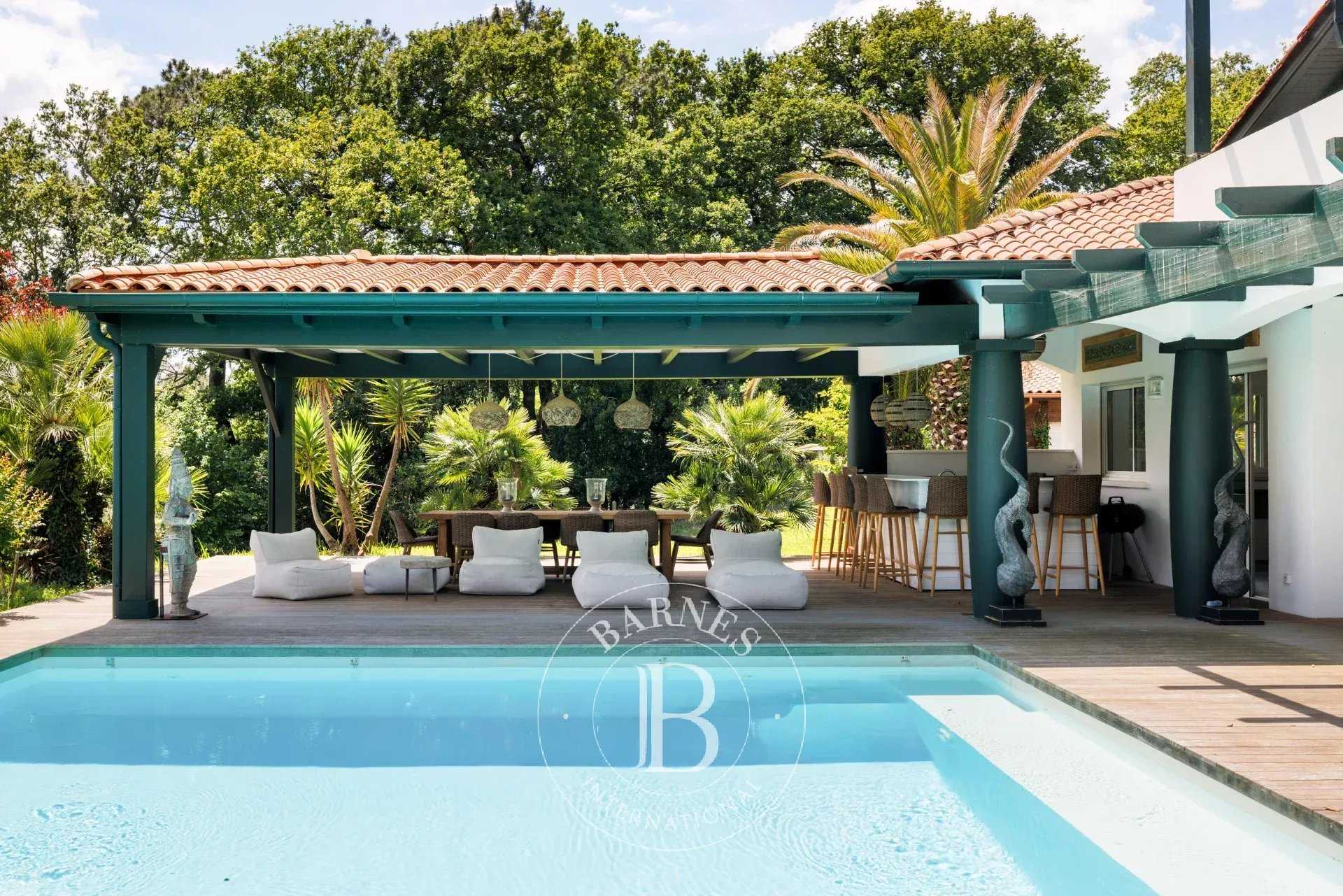 Saint-Jean-de-Luz  - Maison 7 Pi&egrave;ces 5 Chambres