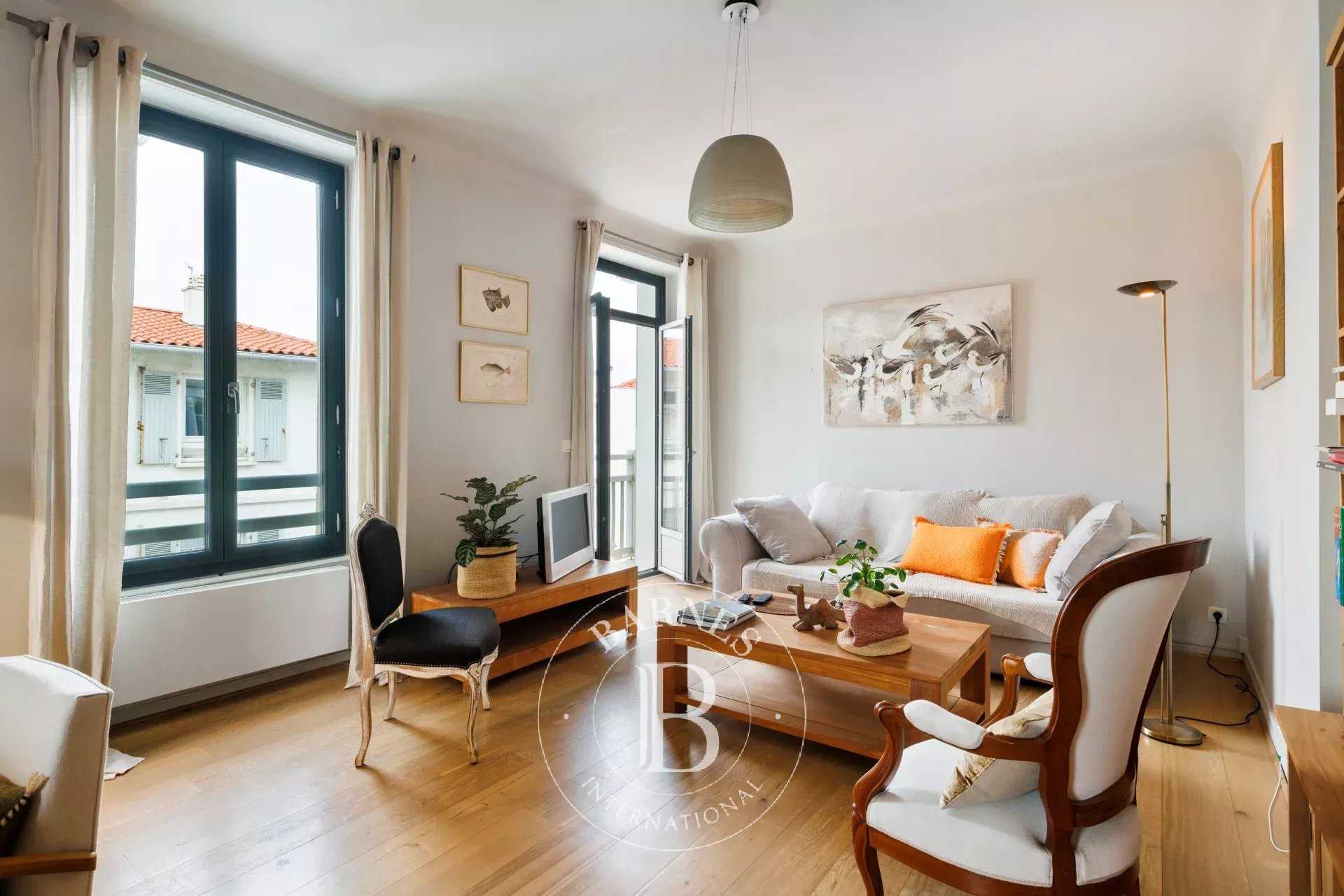 Biarritz  - Piso 3 Cuartos 2 Habitaciones