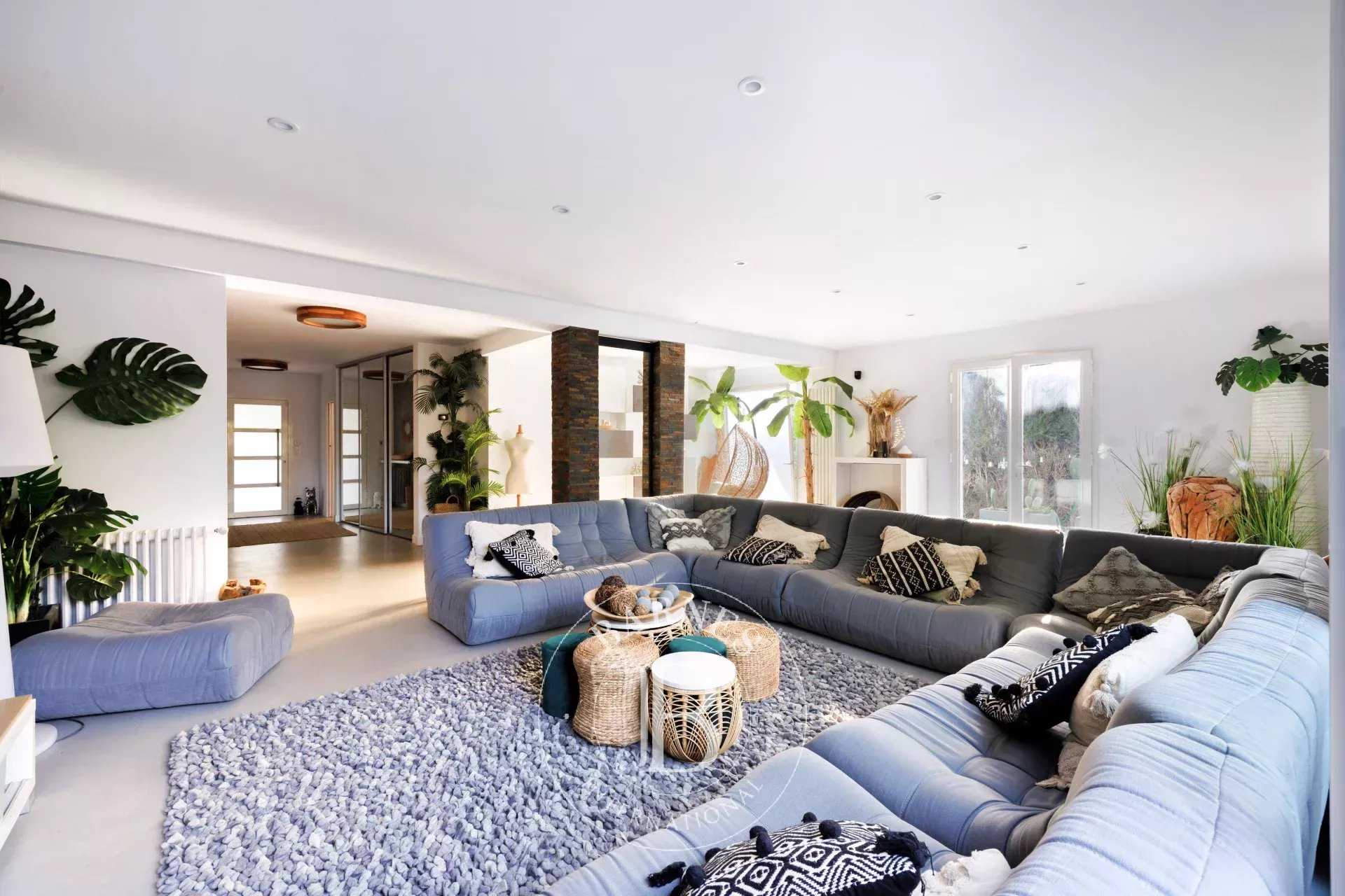 Biarritz  - Maison 9 Pièces 7 Chambres