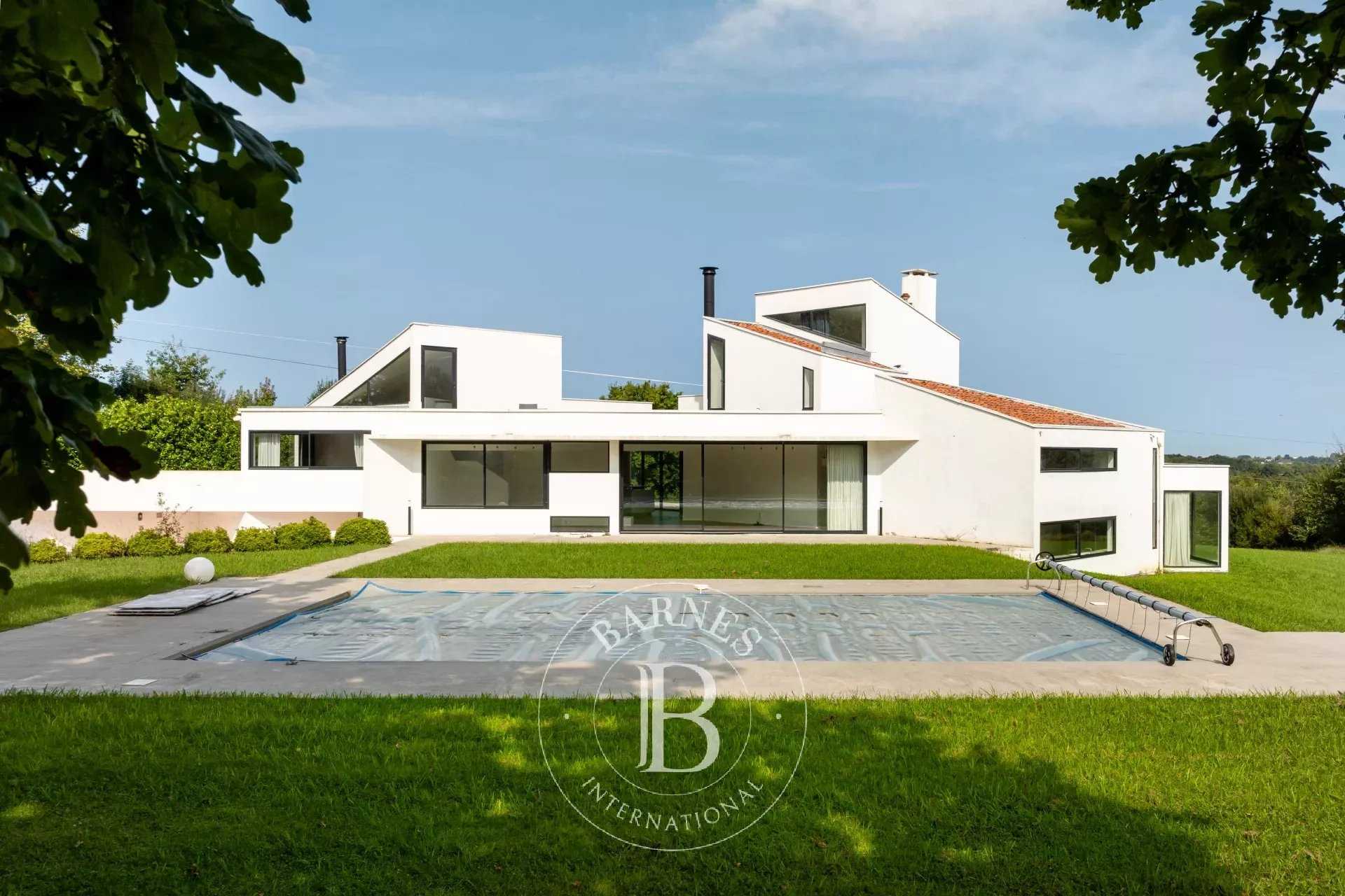 Ascain  - Maison 6 Pièces 4 Chambres