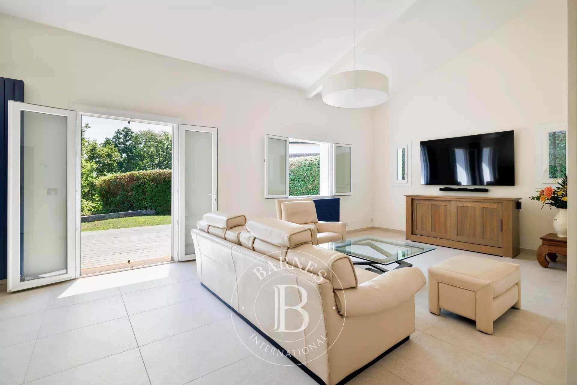 Saint-Jean-de-Luz  - Maison 7 Pi&egrave;ces 6 Chambres