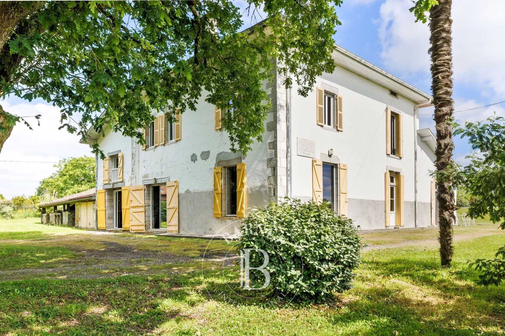 Sainte-Marie-de-Gosse  - Maison 8 Pièces 7 Chambres
