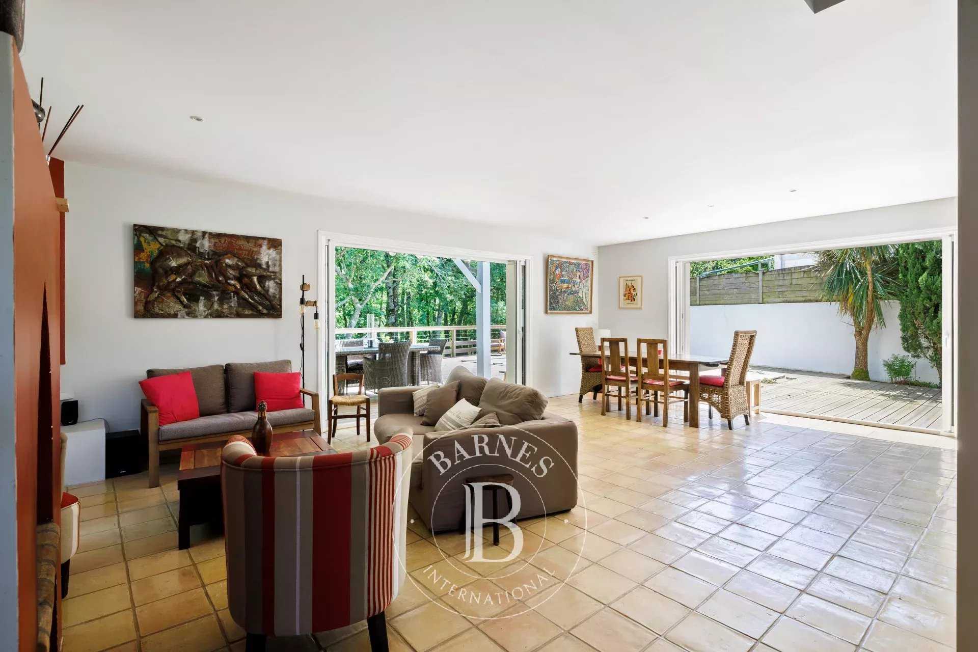 Ahetze  - Maison 6 Pi&egrave;ces 4 Chambres