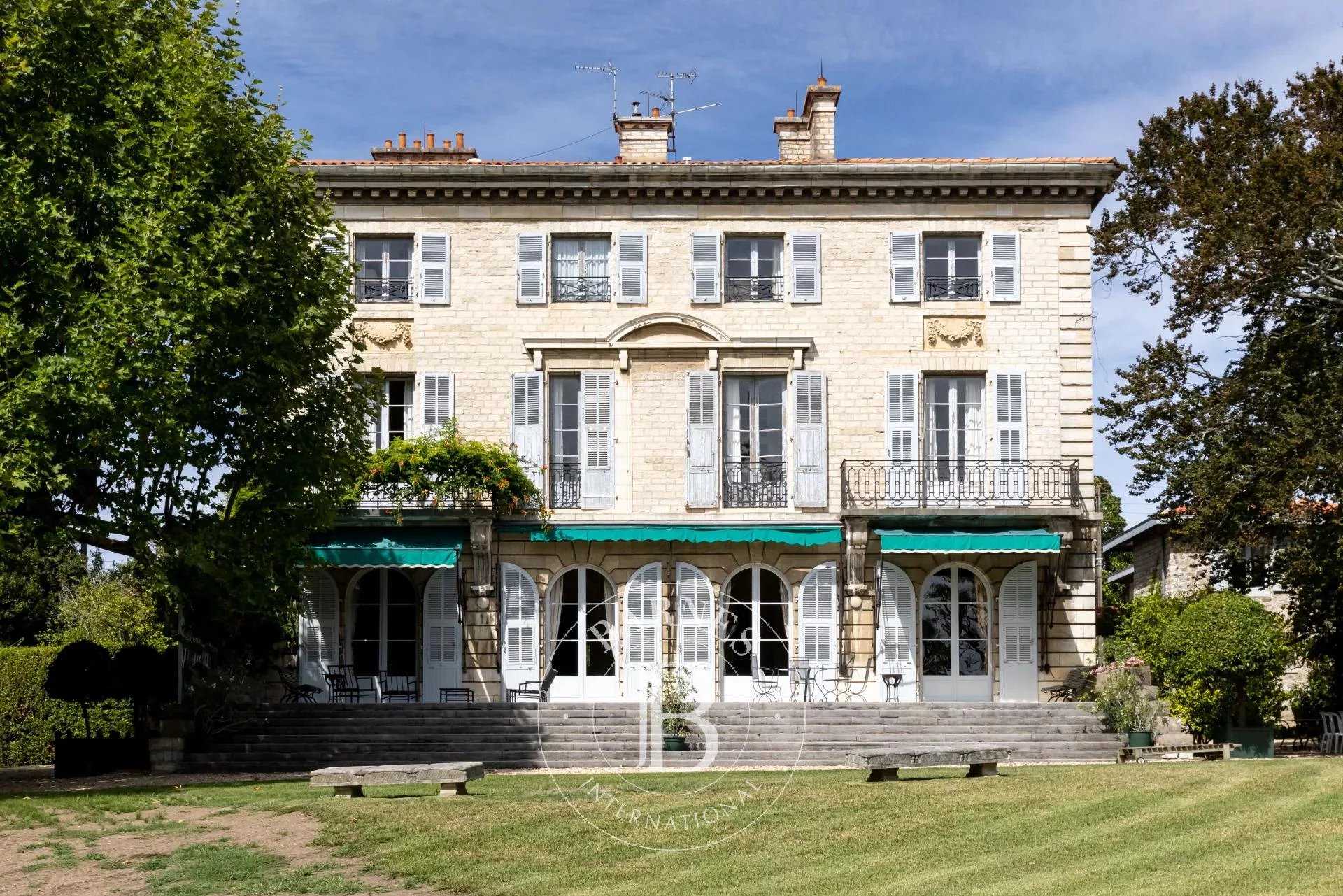 Biarritz  - Maison 24 Pièces 13 Chambres