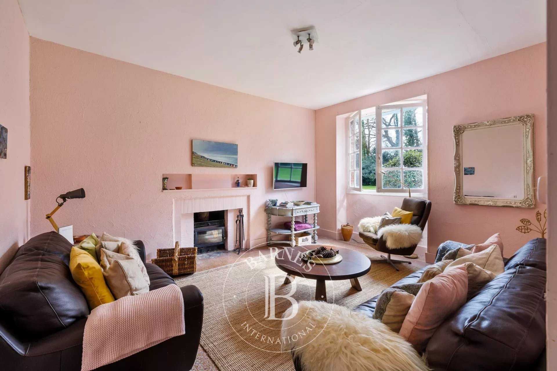 Orthez  - Maison 6 Pi&egrave;ces 3 Chambres