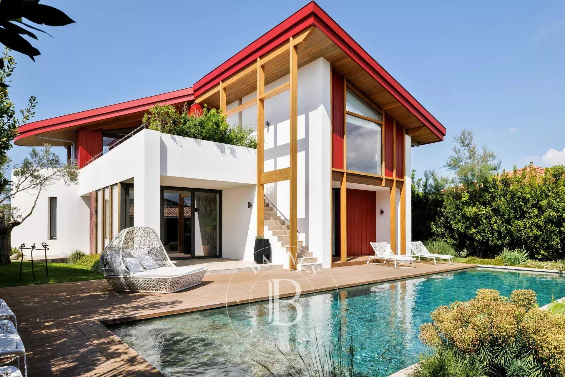 BASQUIAT - VILLA D'ARCHITECTE AVEC VUE MER ET PISCINE CHAUFFÉE - BIDART picture 20