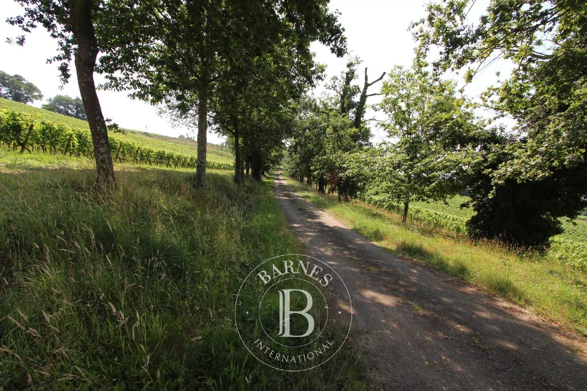 Garlin  - Property 4 Bedrooms