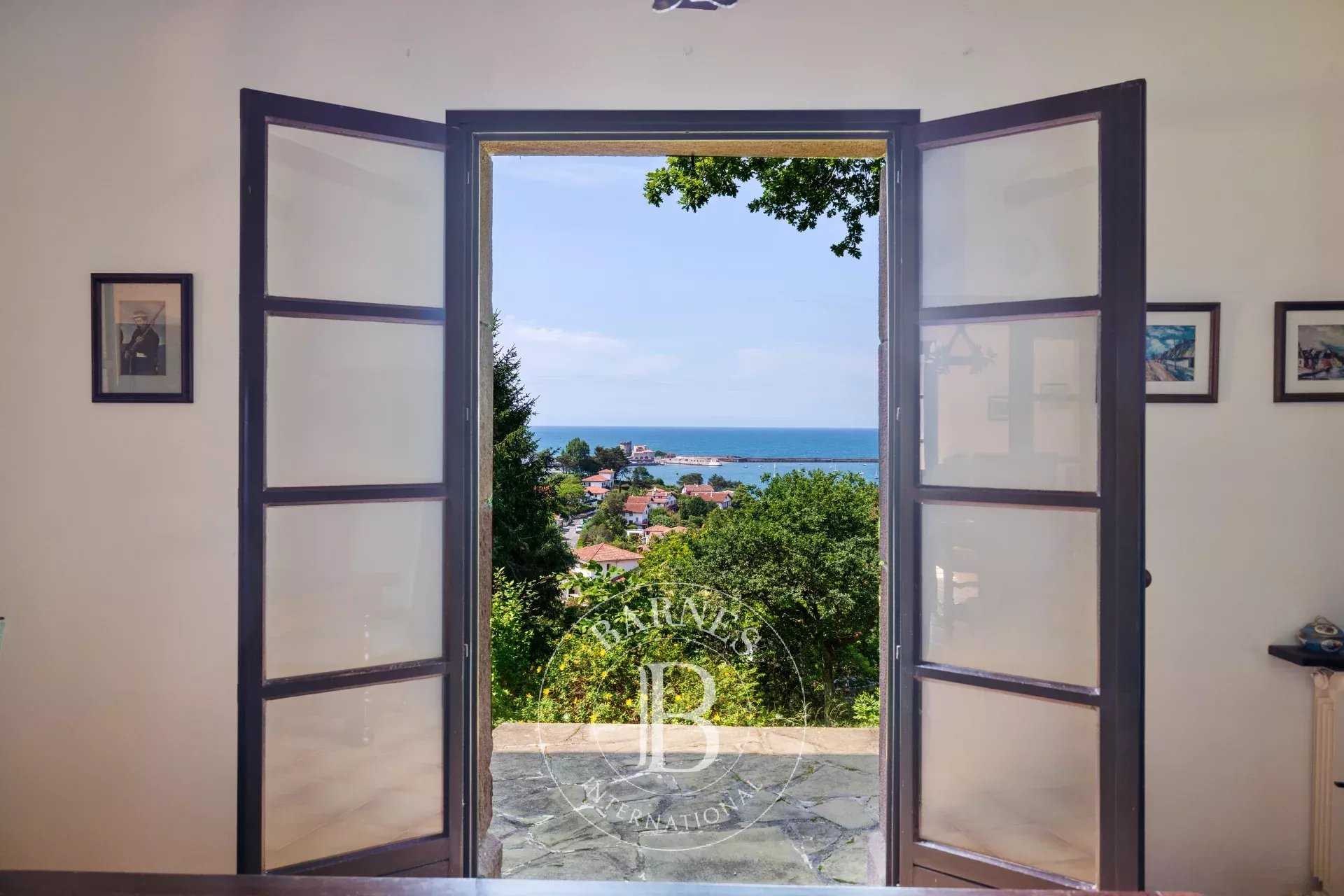 Ciboure  - Maison 9 Pi&egrave;ces 7 Chambres