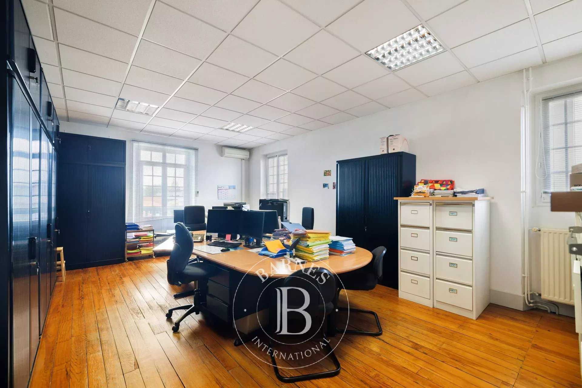 Bayonne  - Bureaux 20 Pièces