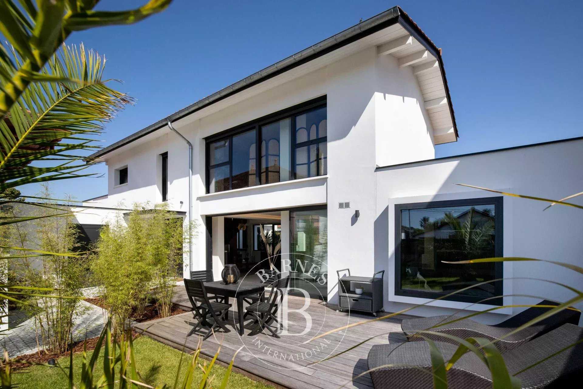 Anglet  - Maison de ville 5 Pi&egrave;ces 3 Chambres