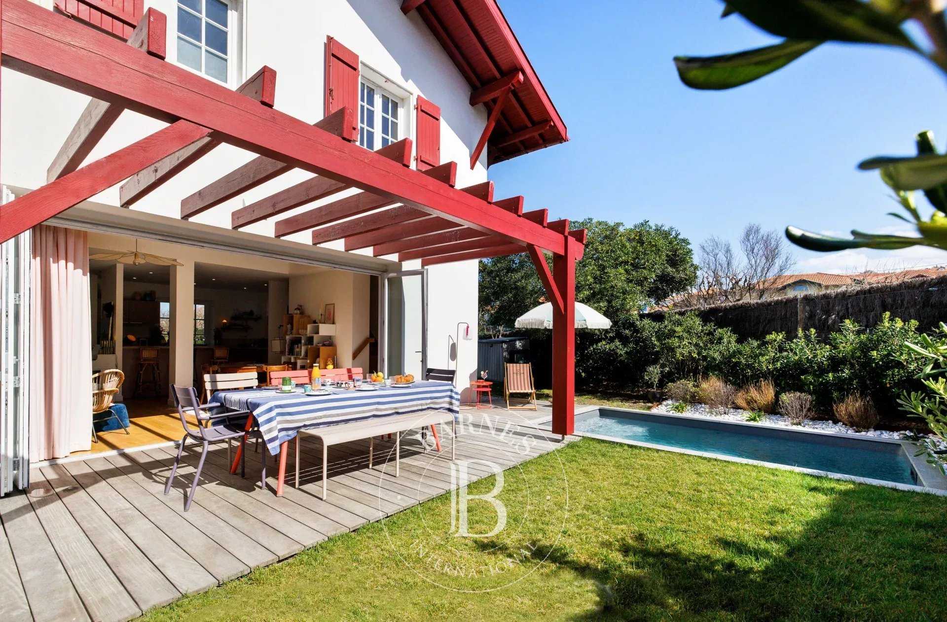 CORAIL - Colorful, bright house with a small pool at the foot of Milady Beach - 3 bedrooms & 2 shower rooms - 6 people - Biarritz picture 19