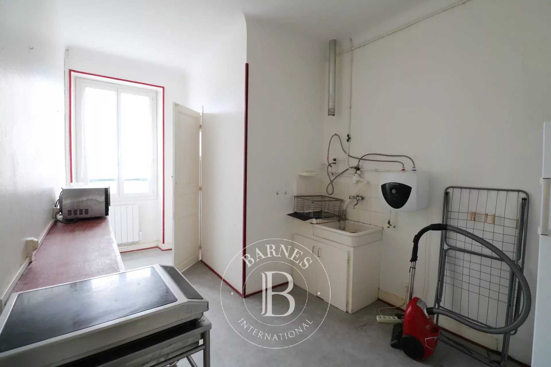 Biarritz  - Appartement 6 Pi&egrave;ces 3 Chambres