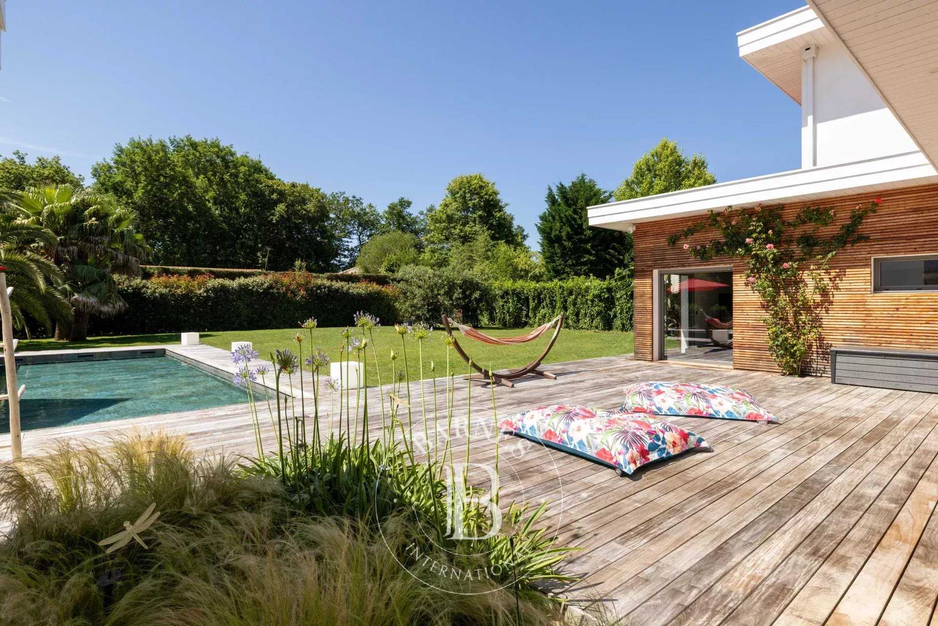 Hossegor  - Maison 5 Pi&egrave;ces 4 Chambres