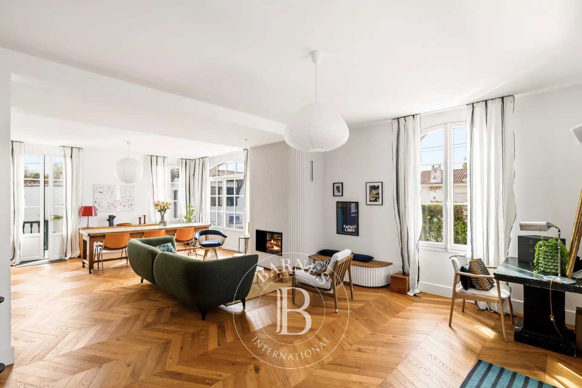 Biarritz  - Maison 7 Pi&egrave;ces 4 Chambres