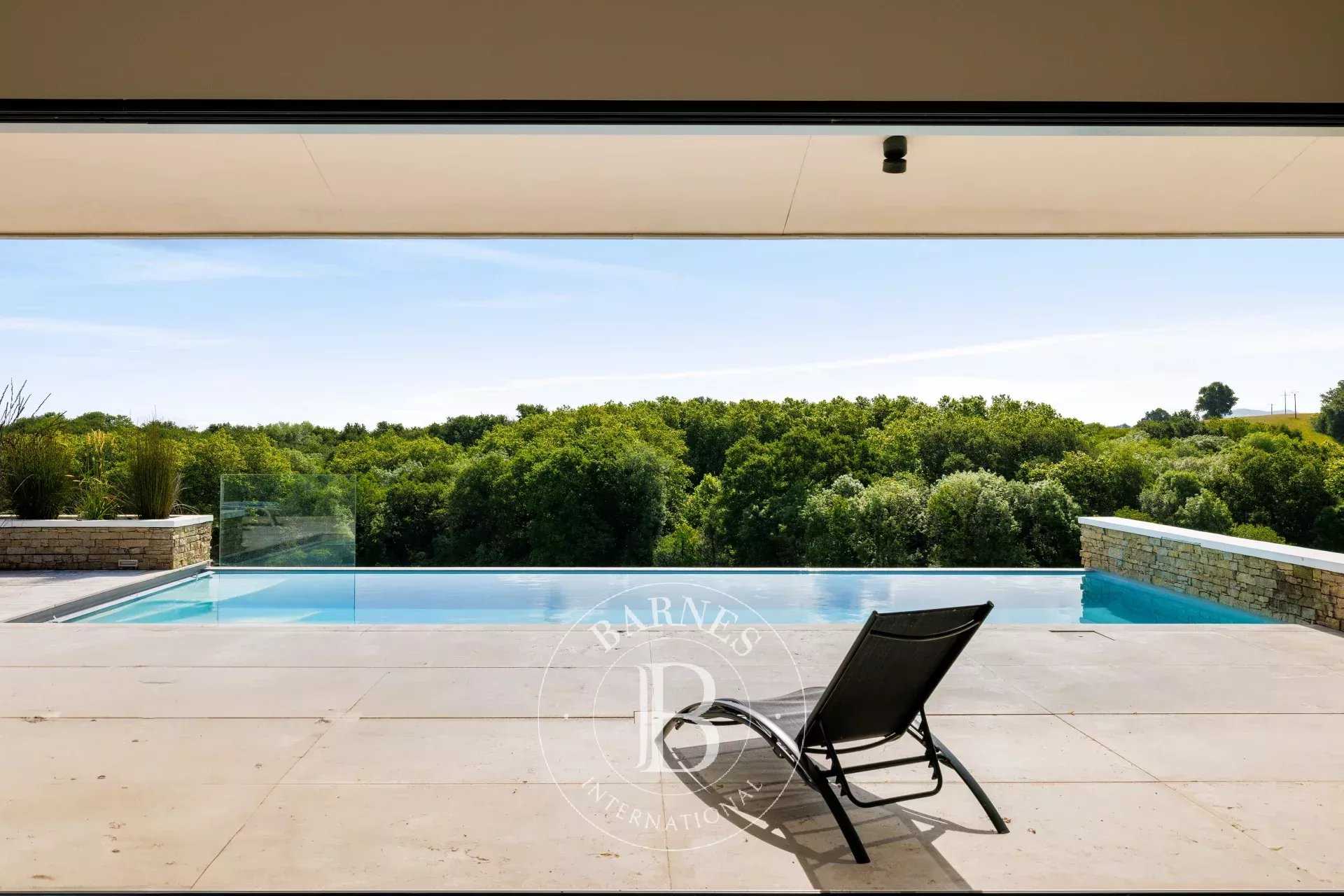 Ahetze  - Maison 6 Pi&egrave;ces 4 Chambres