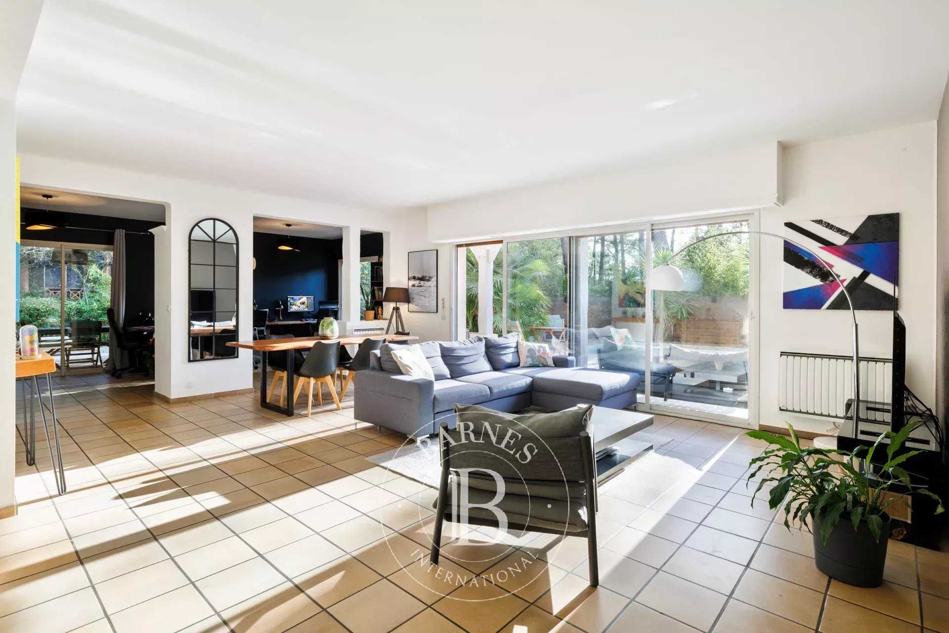 Hossegor  - Villa 7 Pi&egrave;ces 6 Chambres