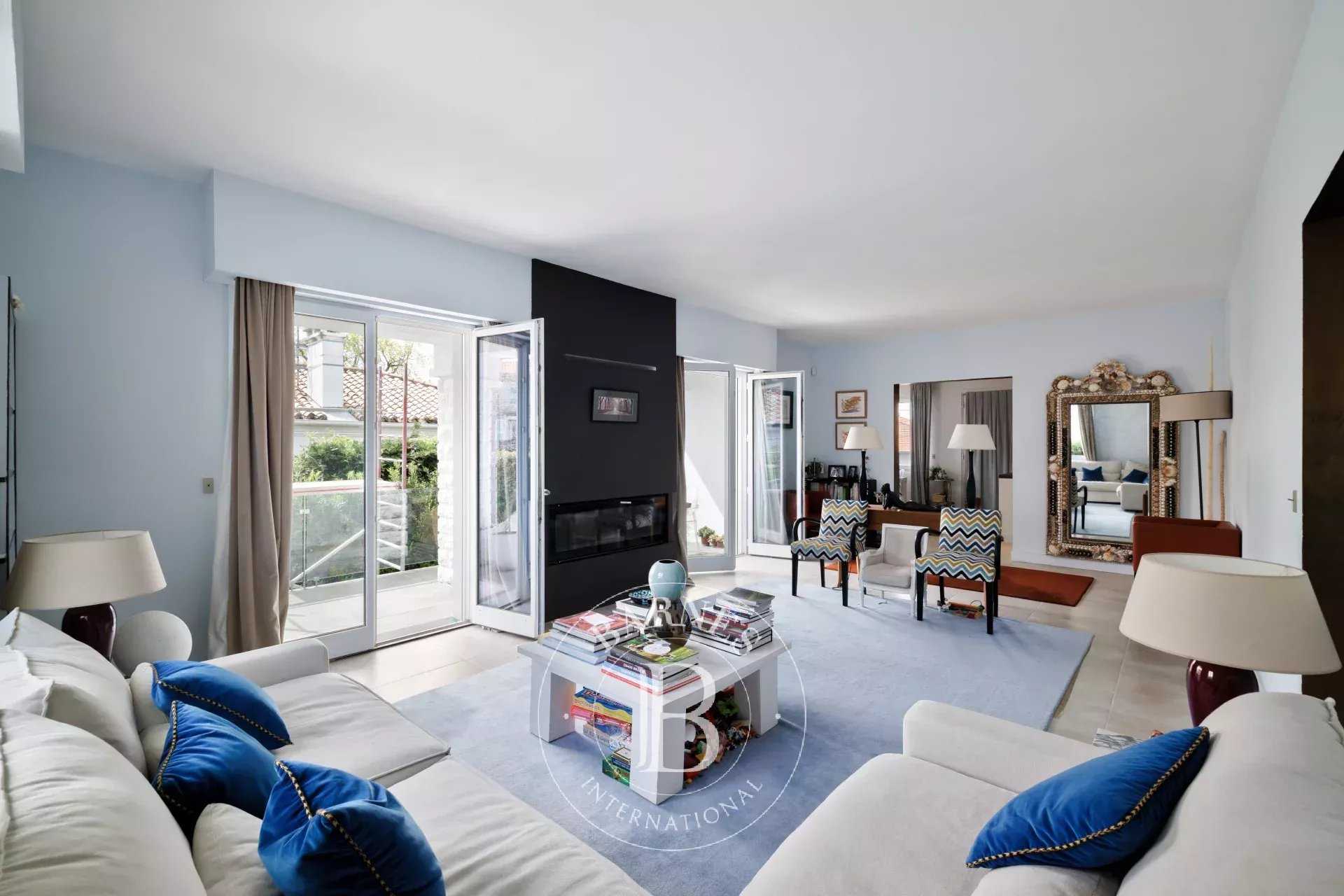 Biarritz  - House 5 Bedrooms