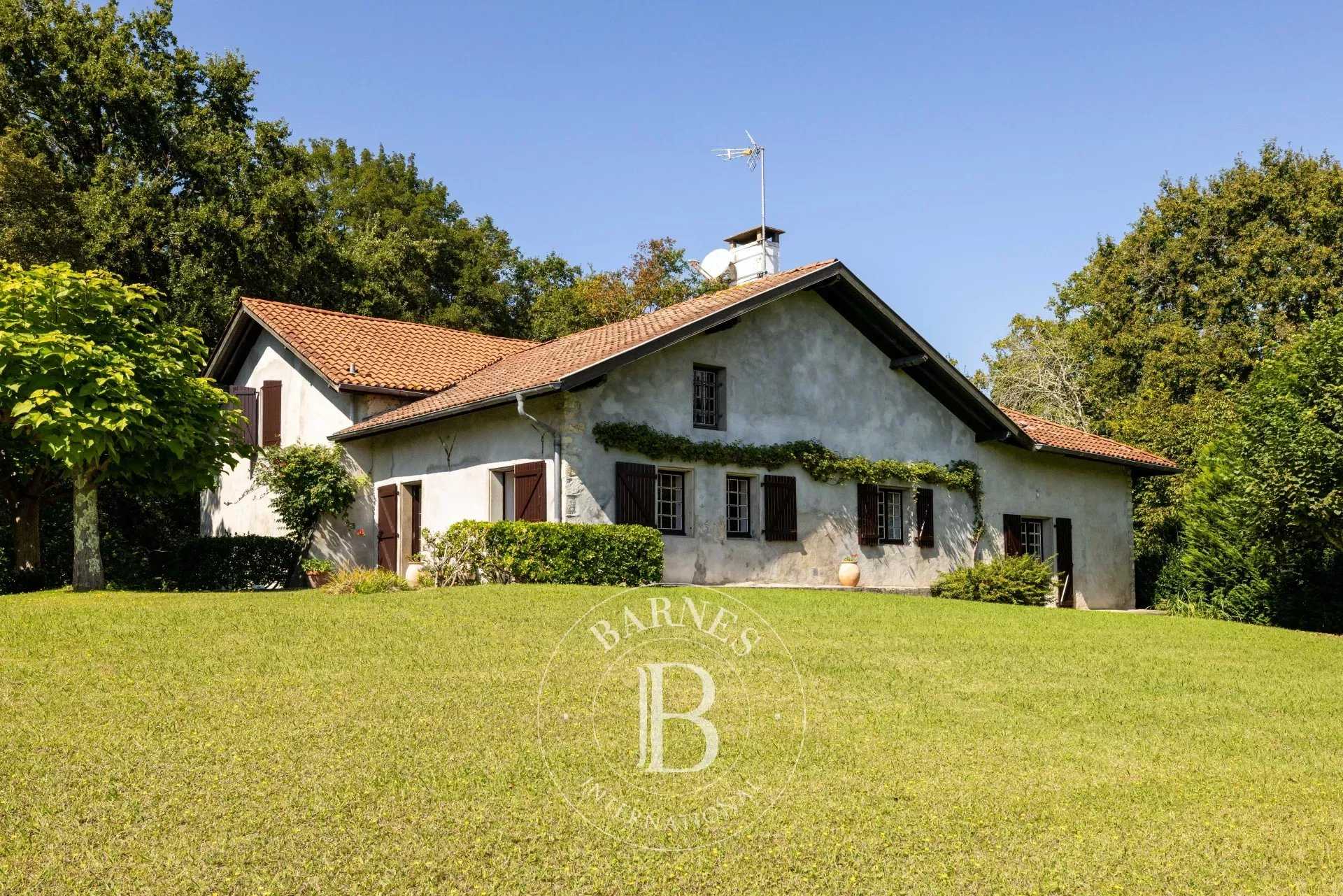 Saint-Barthélemy  - Ferme 6 Pièces 2 Chambres