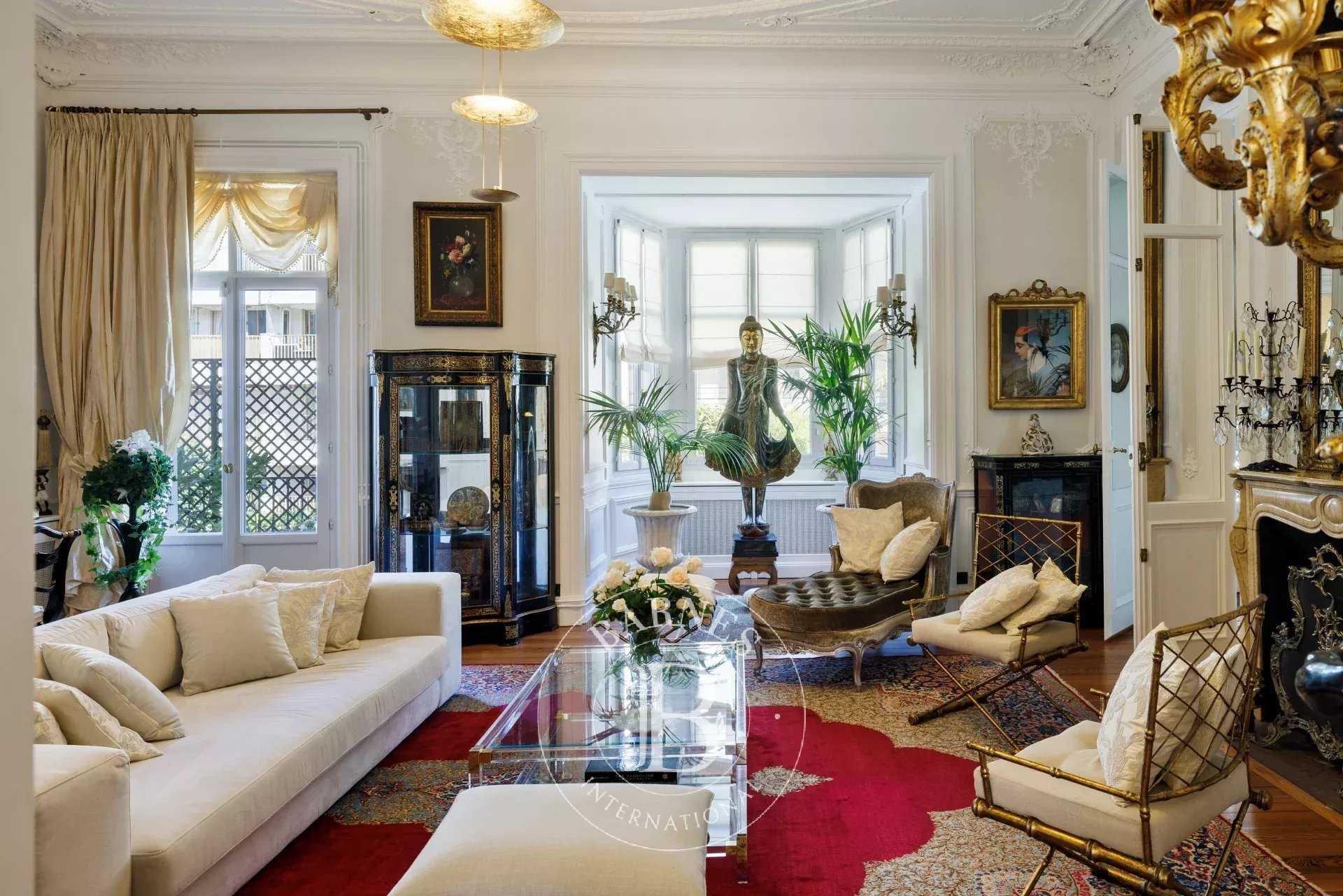 Biarritz  - Appartement 10 Pi&egrave;ces 3 Chambres
