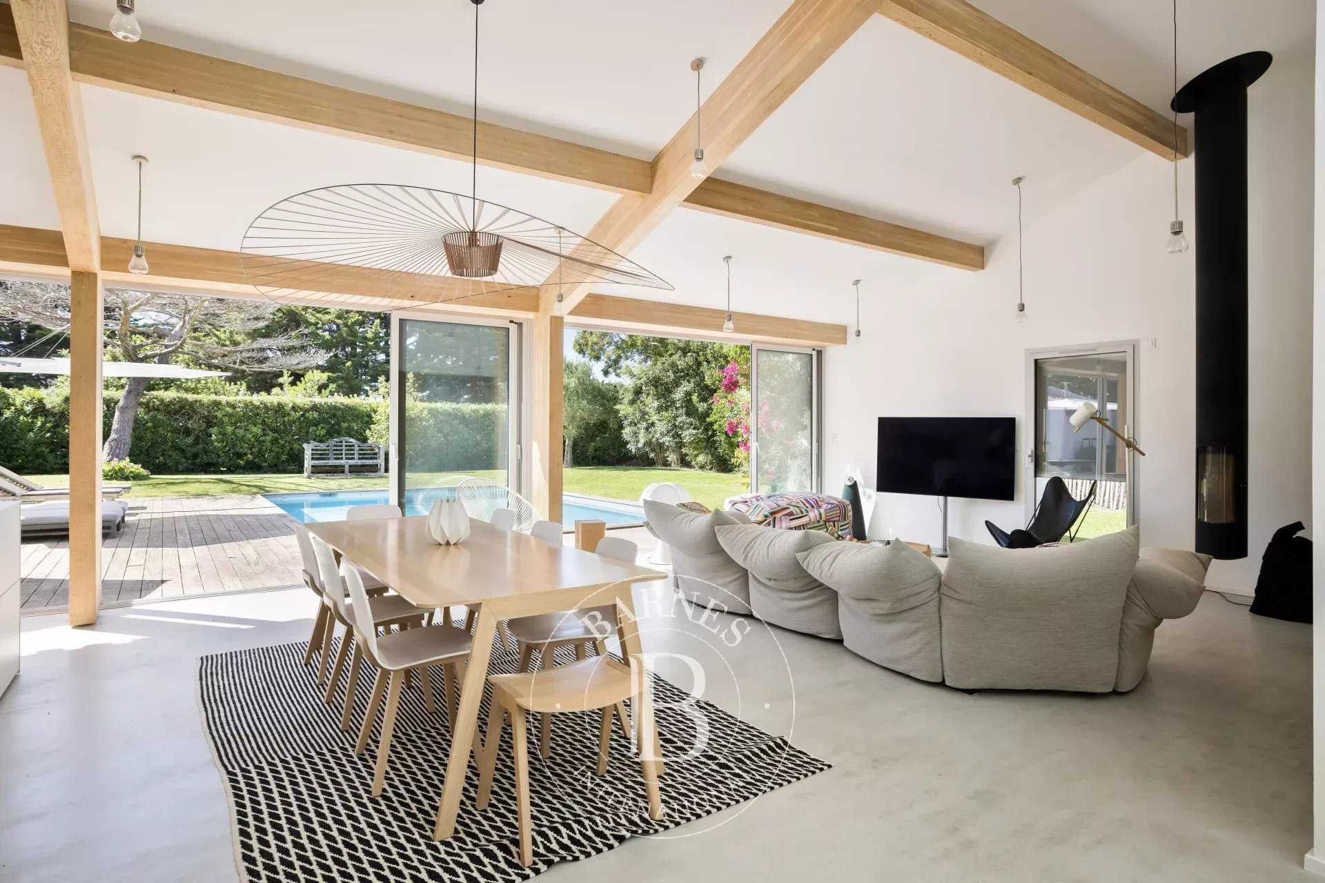 Bidart  - Maison 10 Pi&egrave;ces 8 Chambres