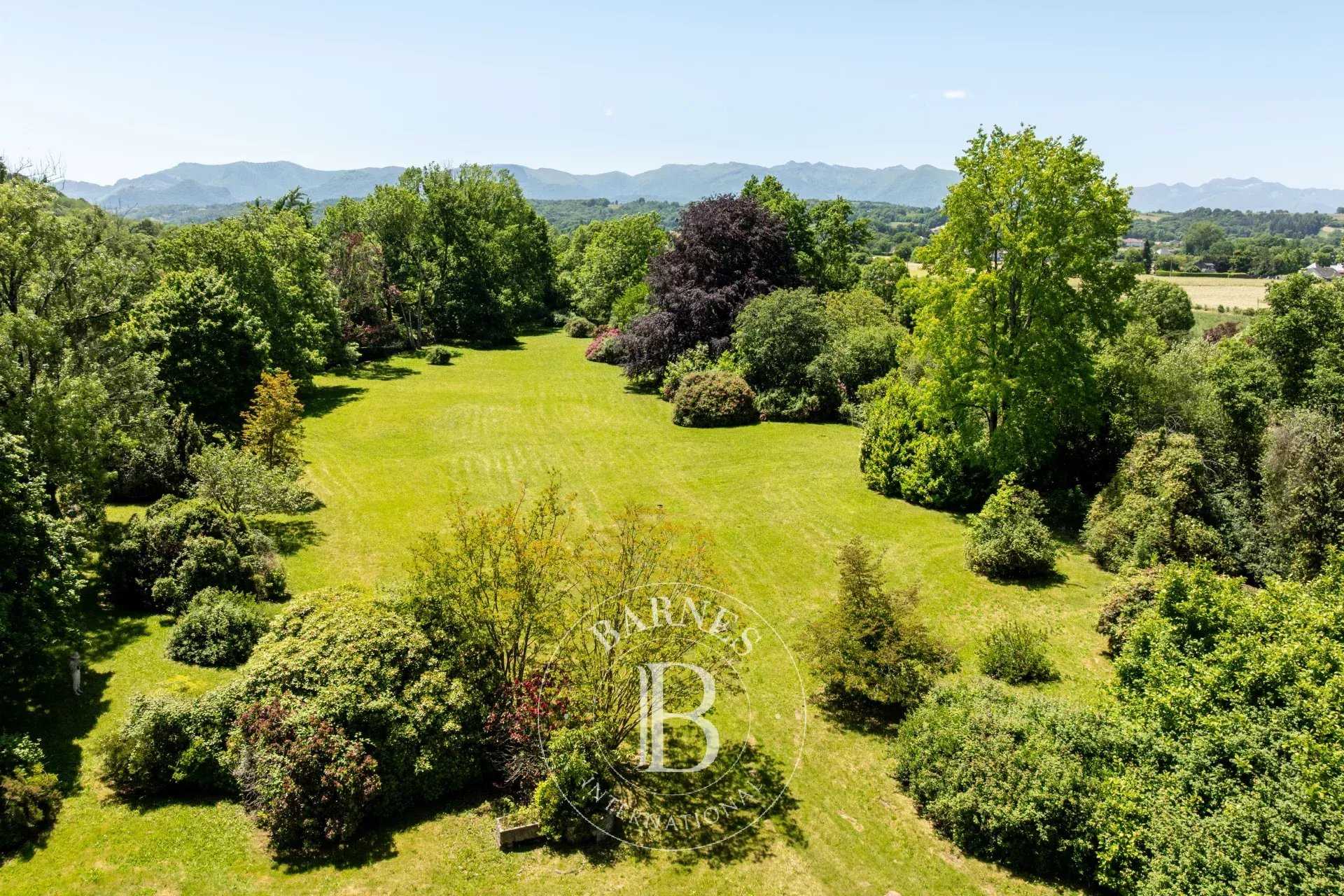 Pontacq  - Moulin 7 Pi&egrave;ces 3 Chambres