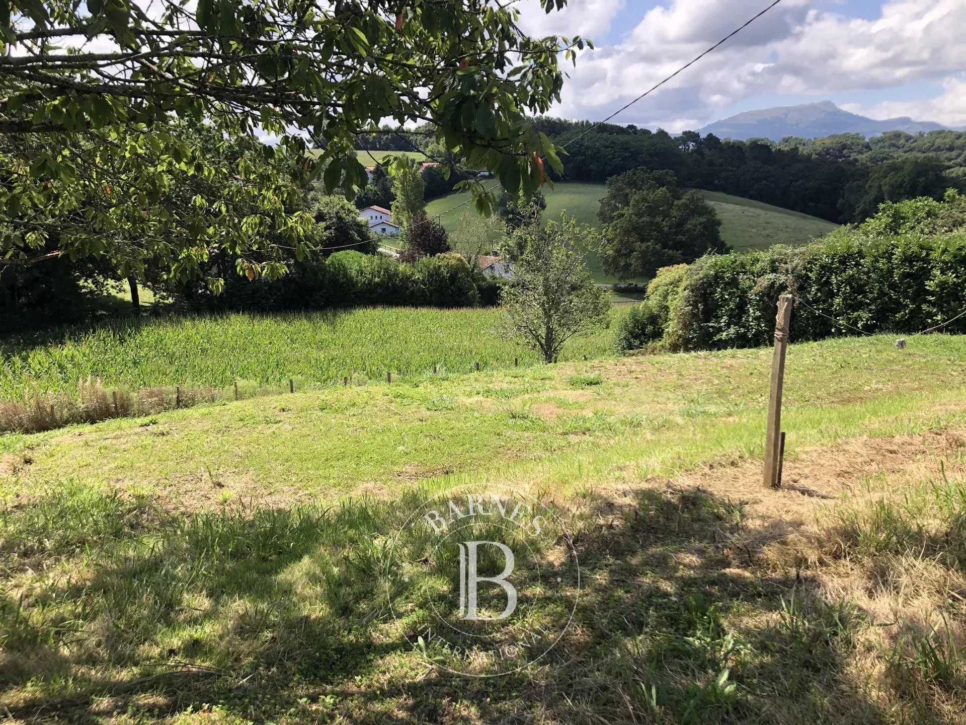 Ahetze  - Terrain constructible 