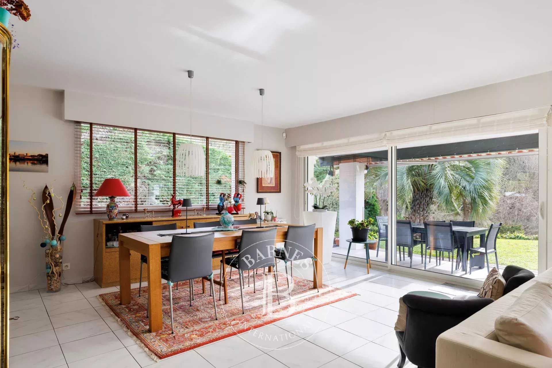 Urrugne  - Maison 6 Pi&egrave;ces 5 Chambres