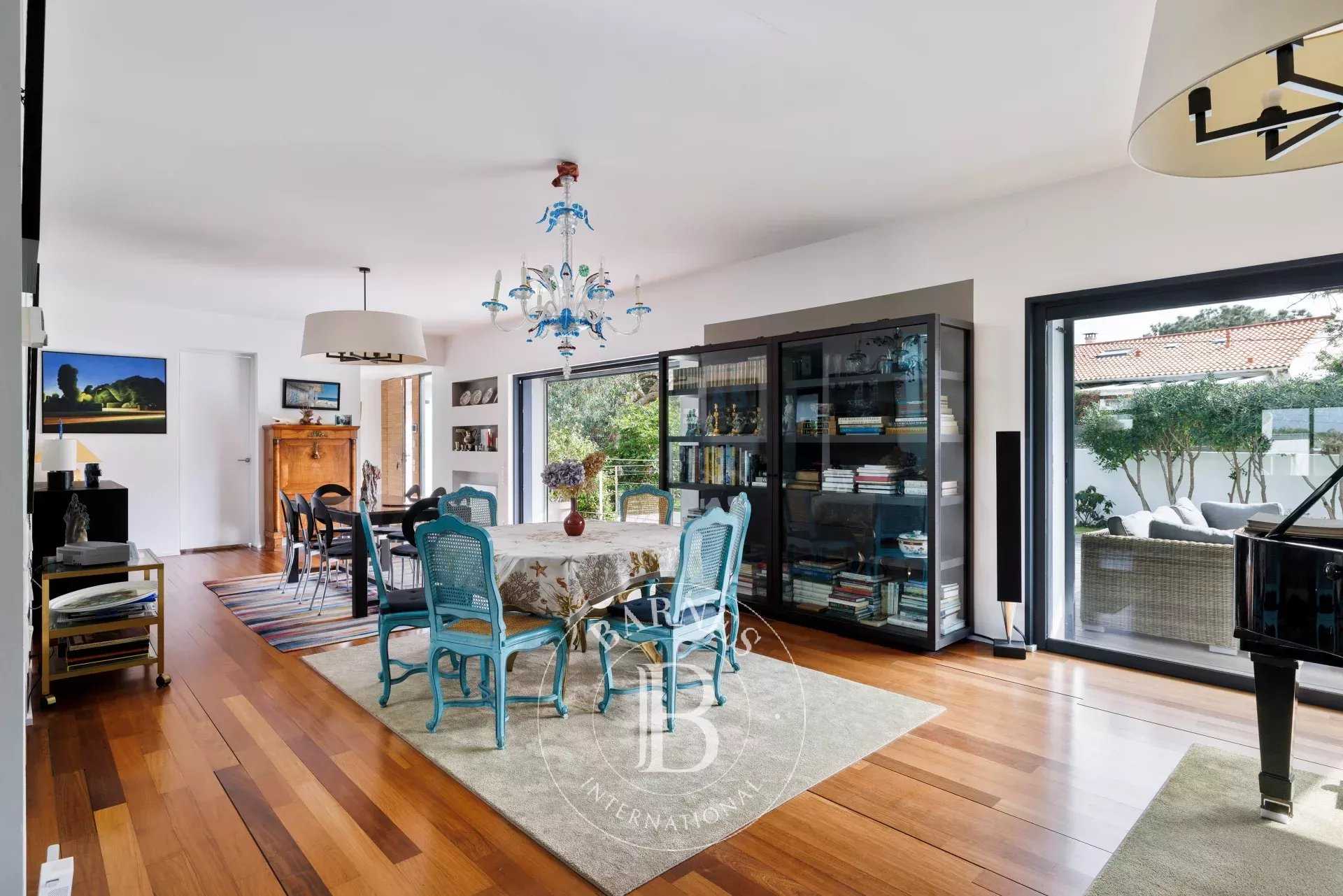 Anglet  - Maison 6 Pi&egrave;ces 4 Chambres