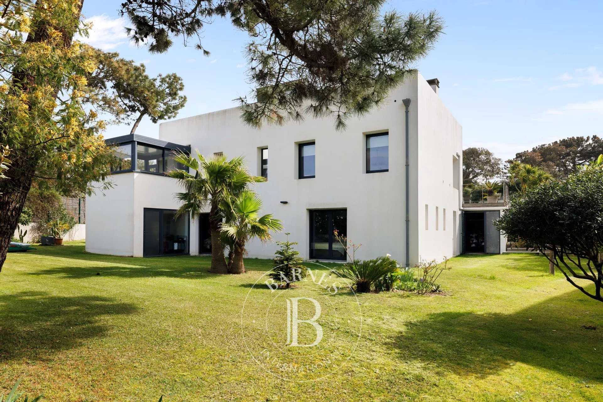 Anglet  - Maison 6 Pi&egrave;ces 4 Chambres