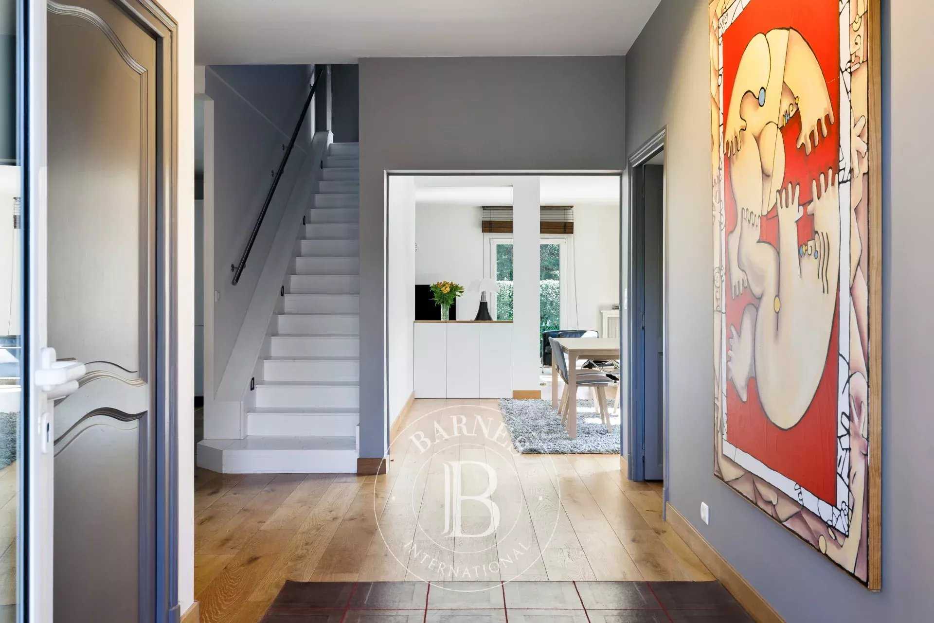 Anglet  - Maison 7 Pi&egrave;ces 5 Chambres