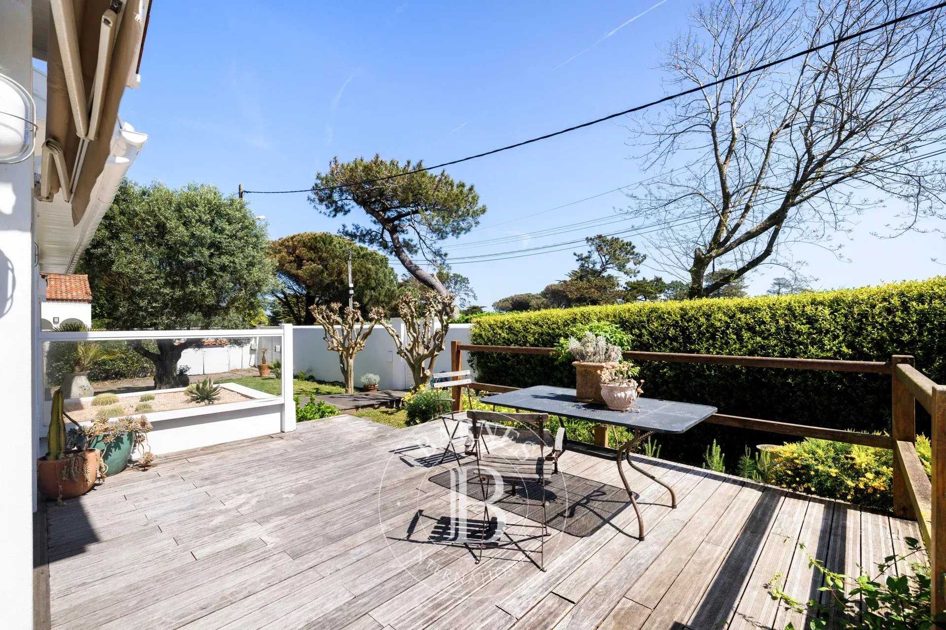 Anglet  - Maison 5 Pi&egrave;ces 3 Chambres