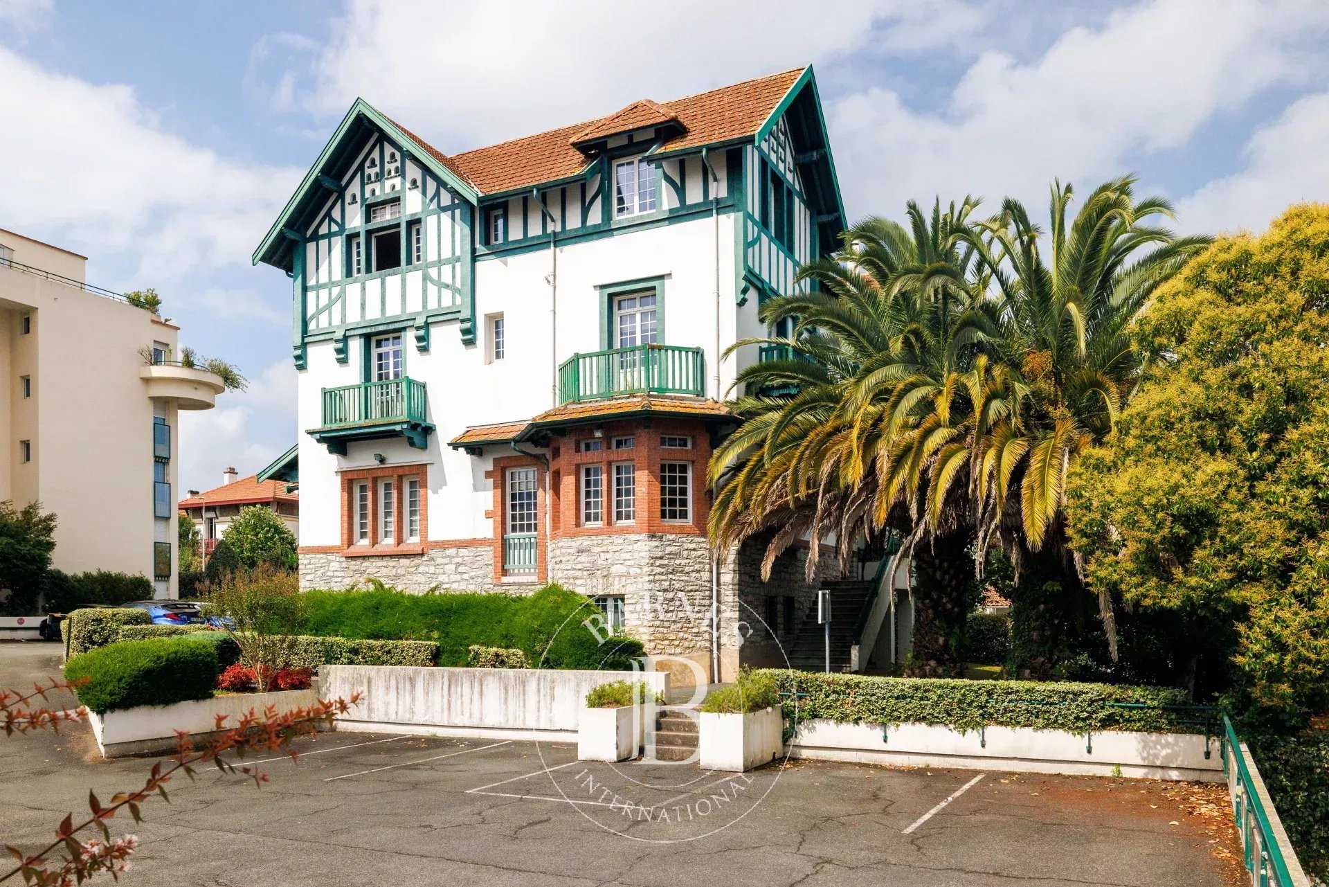 Bayonne  - Bureaux 20 Pièces