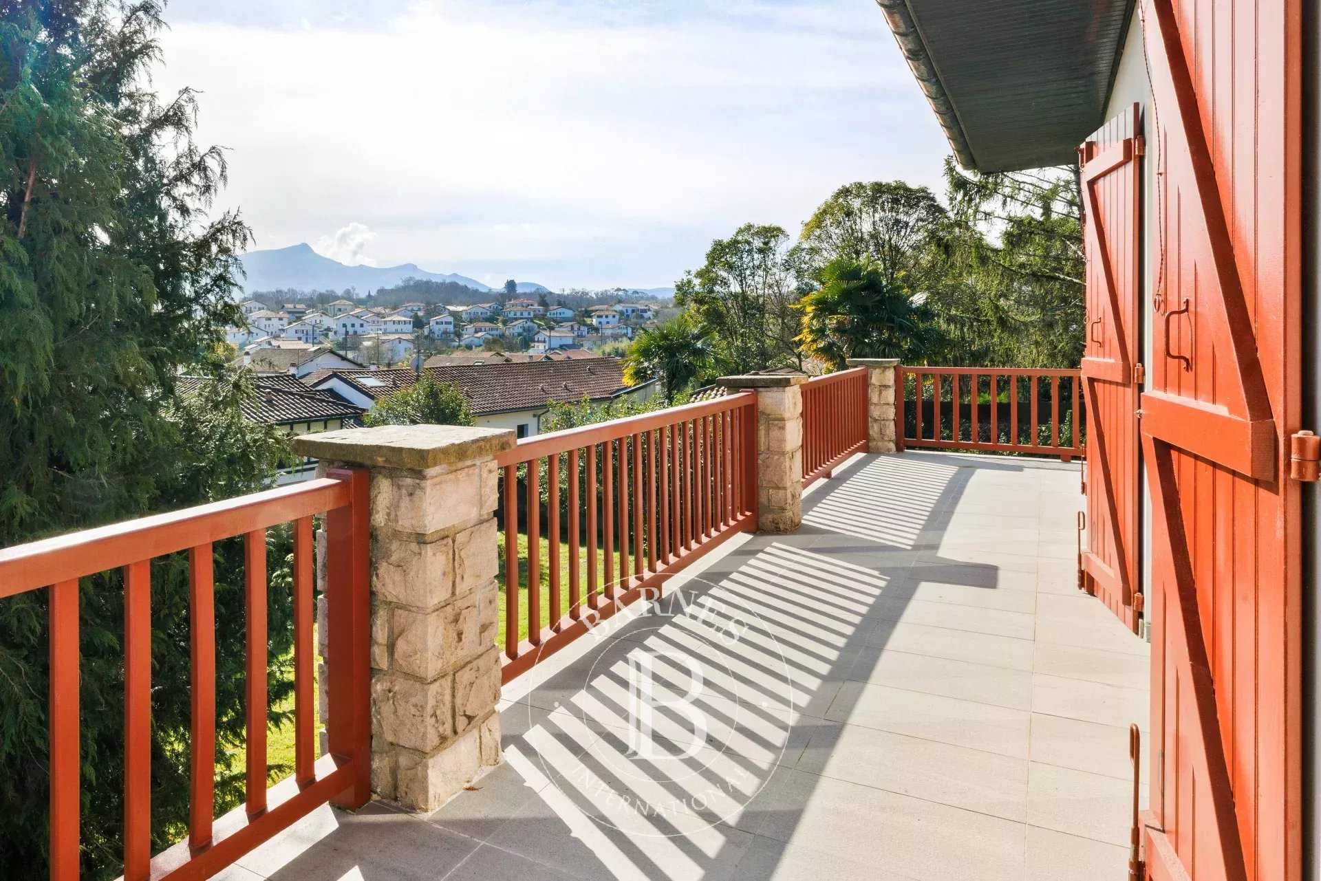 Ciboure  - Casa 9 Cuartos 8 Habitaciones