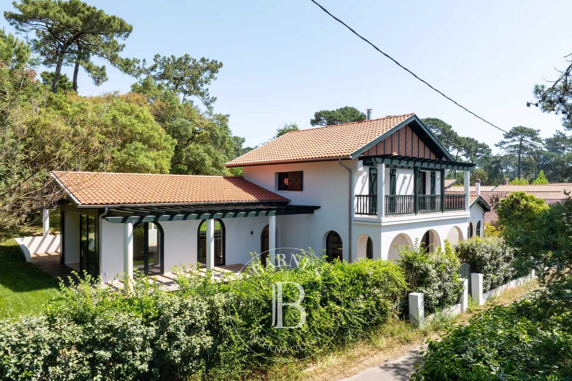Hossegor  - Maison 8 Pi&egrave;ces 6 Chambres