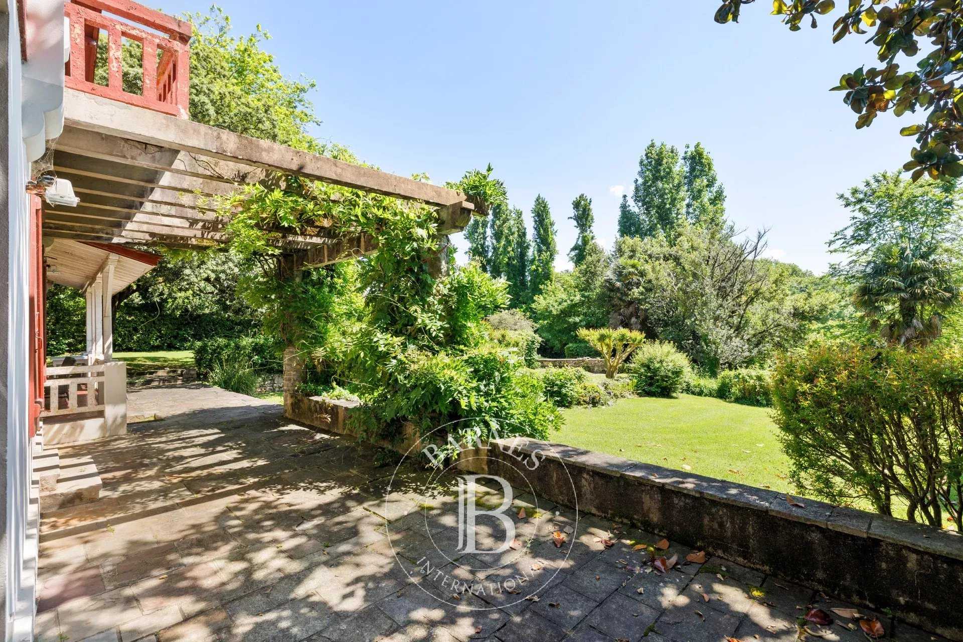 Saint-Jean-de-Luz  - House 11 Bedrooms