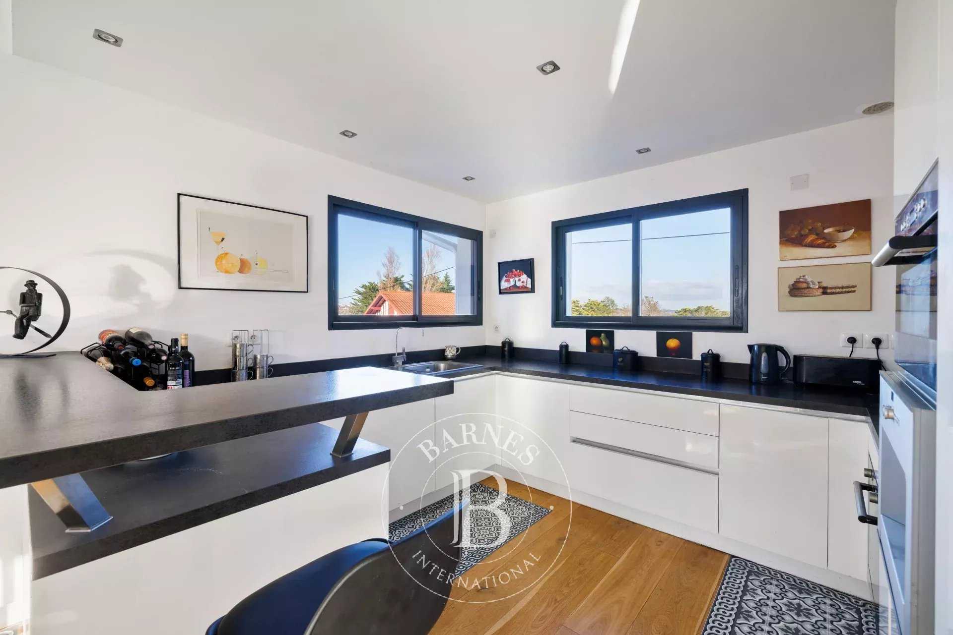 Bidart  - Maison 5 Pi&egrave;ces 3 Chambres