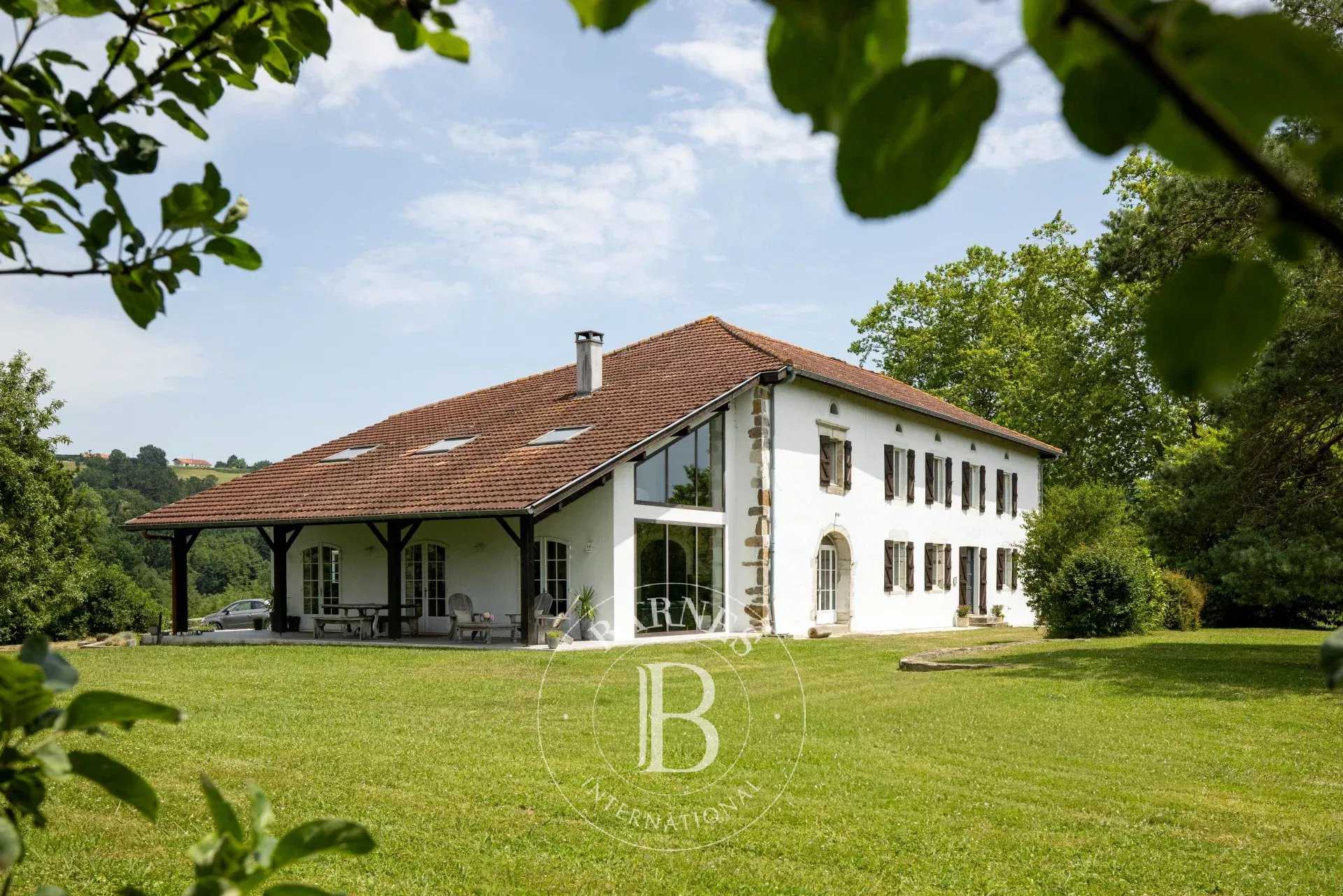 Bardos  - Propriété 11 Pi&egrave;ces 6 Chambres