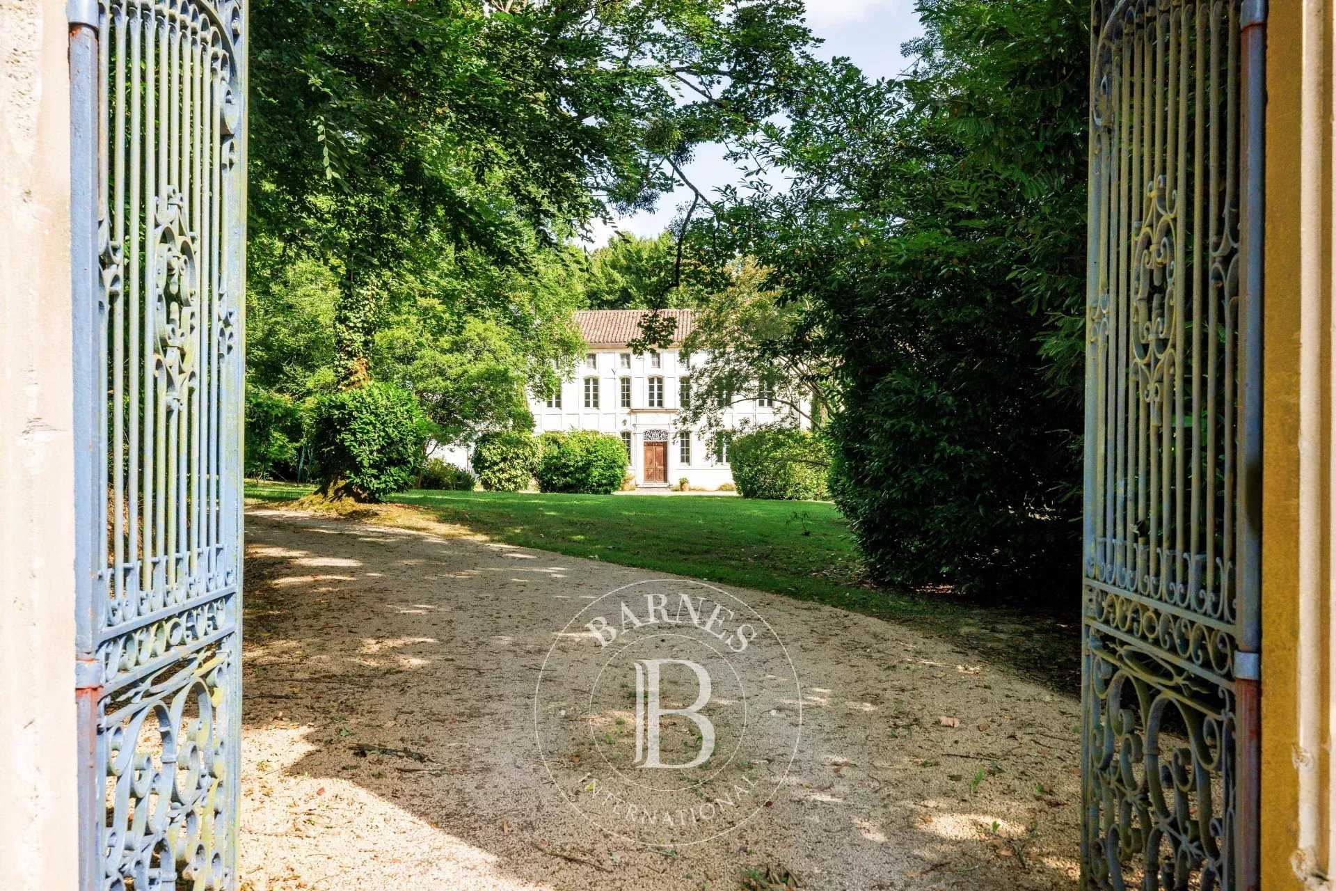 Dax  - Castillo 19 Cuartos 7 Habitaciones