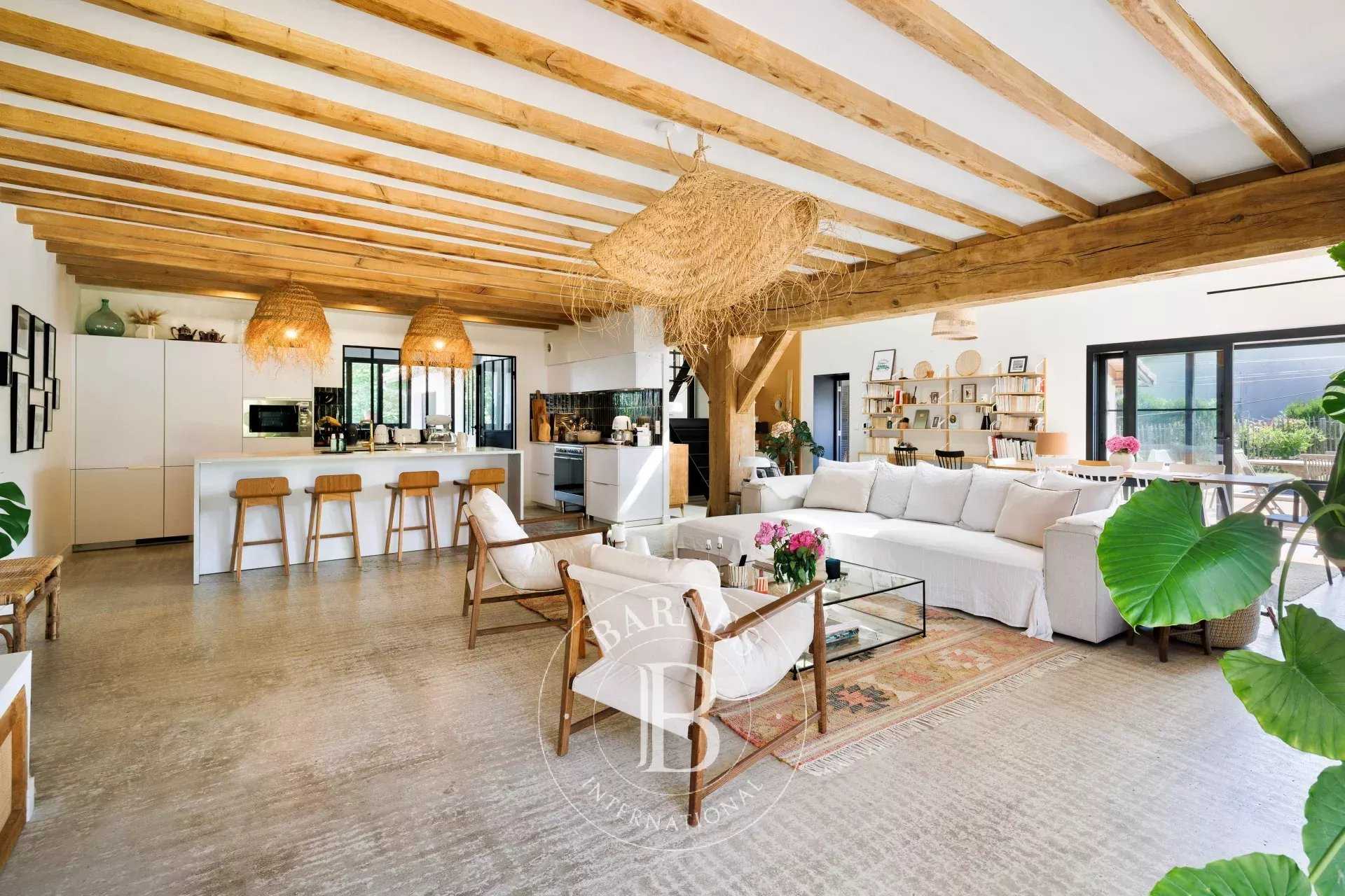 Biaudos  - Maison 5 Pi&egrave;ces 4 Chambres