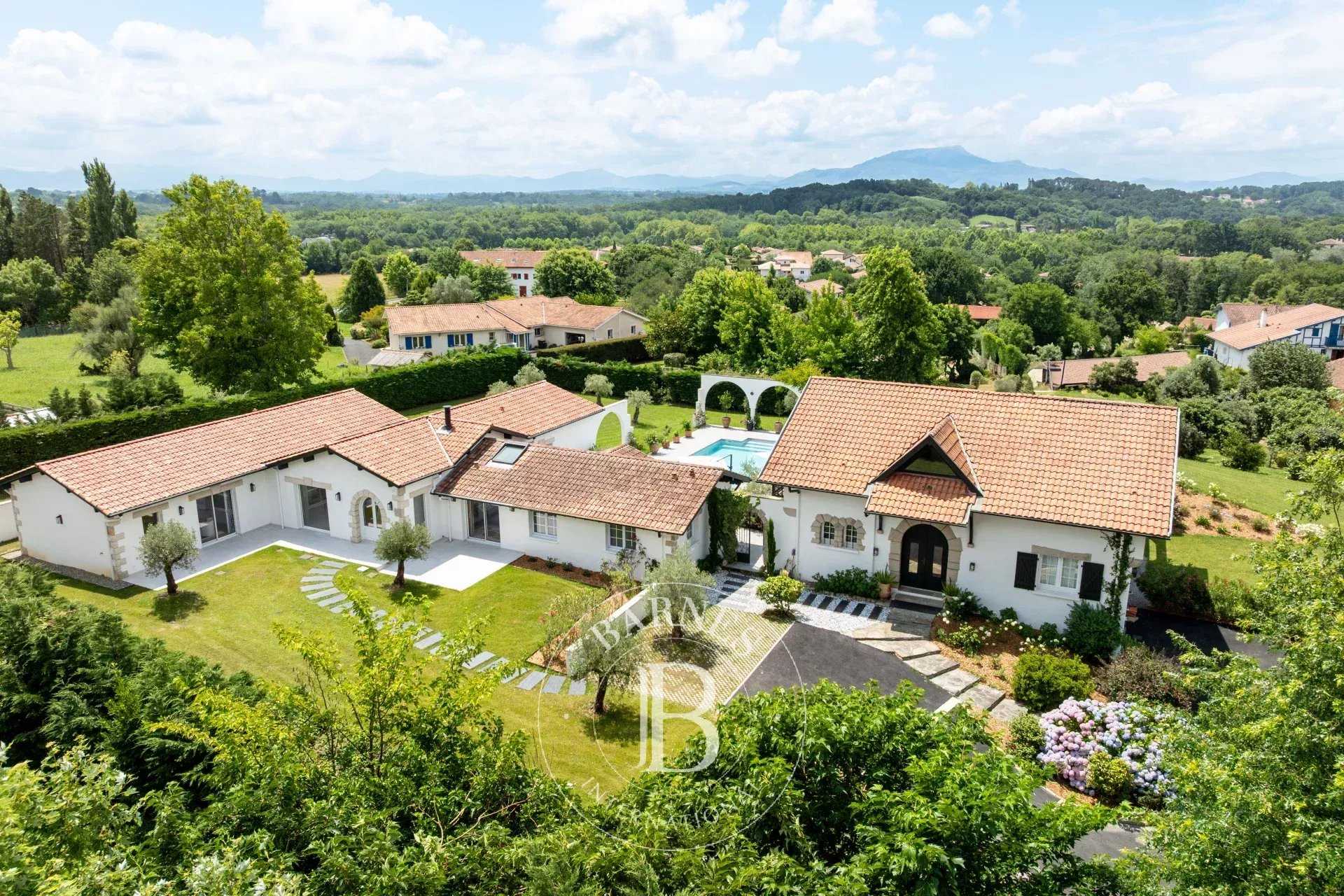 Bidart  - House 9 Bedrooms