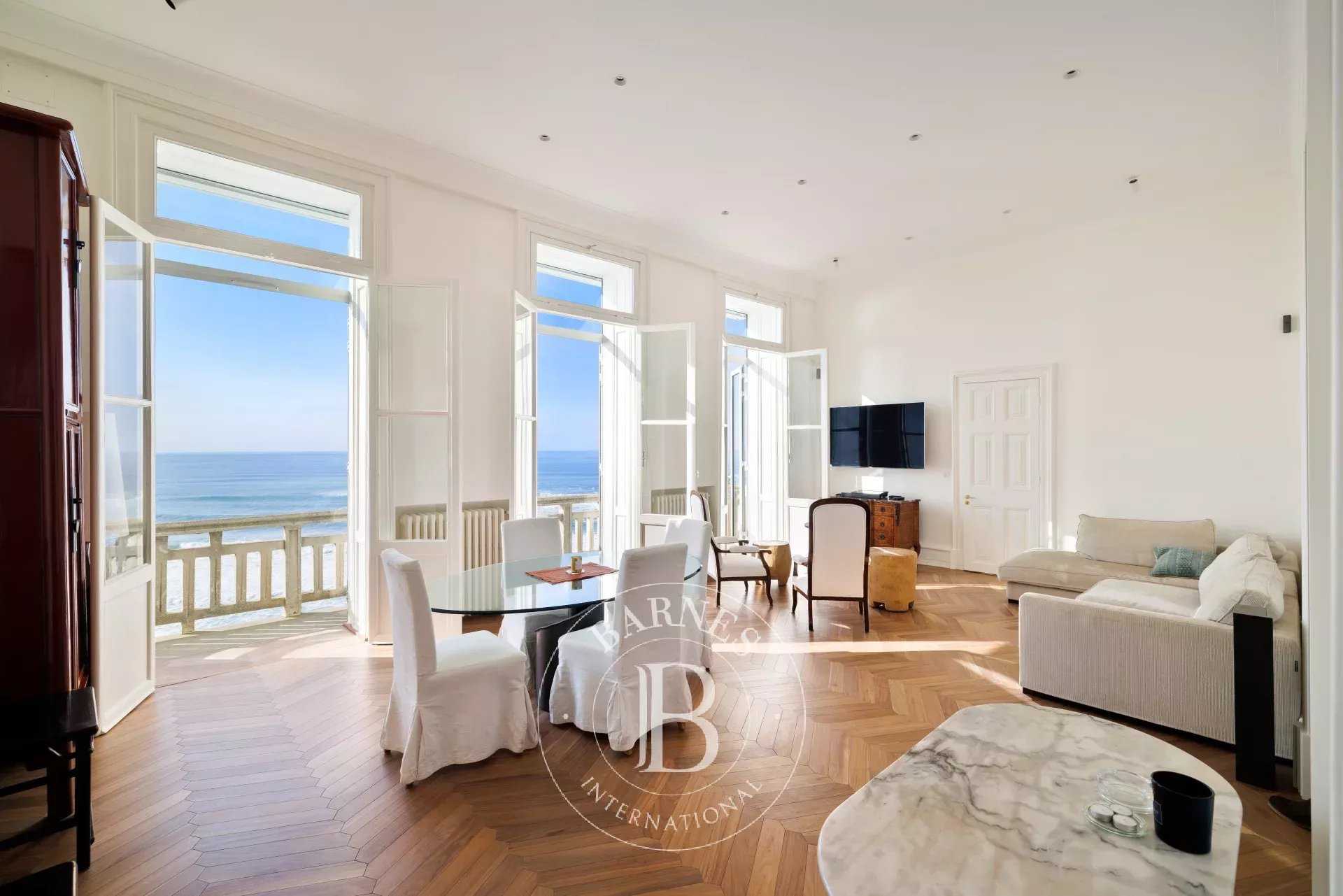 Biarritz  - Piso 4 Cuartos 3 Habitaciones